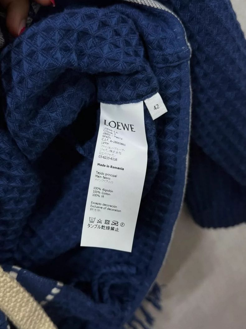 Loewe LOEWE size42 Blue lettering embroidered hooded tasselled kn Size US M / EU 48-50 / 2 - 4 Thumbnail