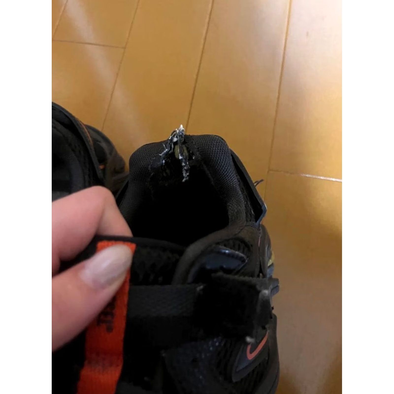 Diesel VINTAGE Diesel Men 6.5US Black Orange Sneakers Casual Stylish Italian Size US 7 / EU 40 - 3 Thumbnail