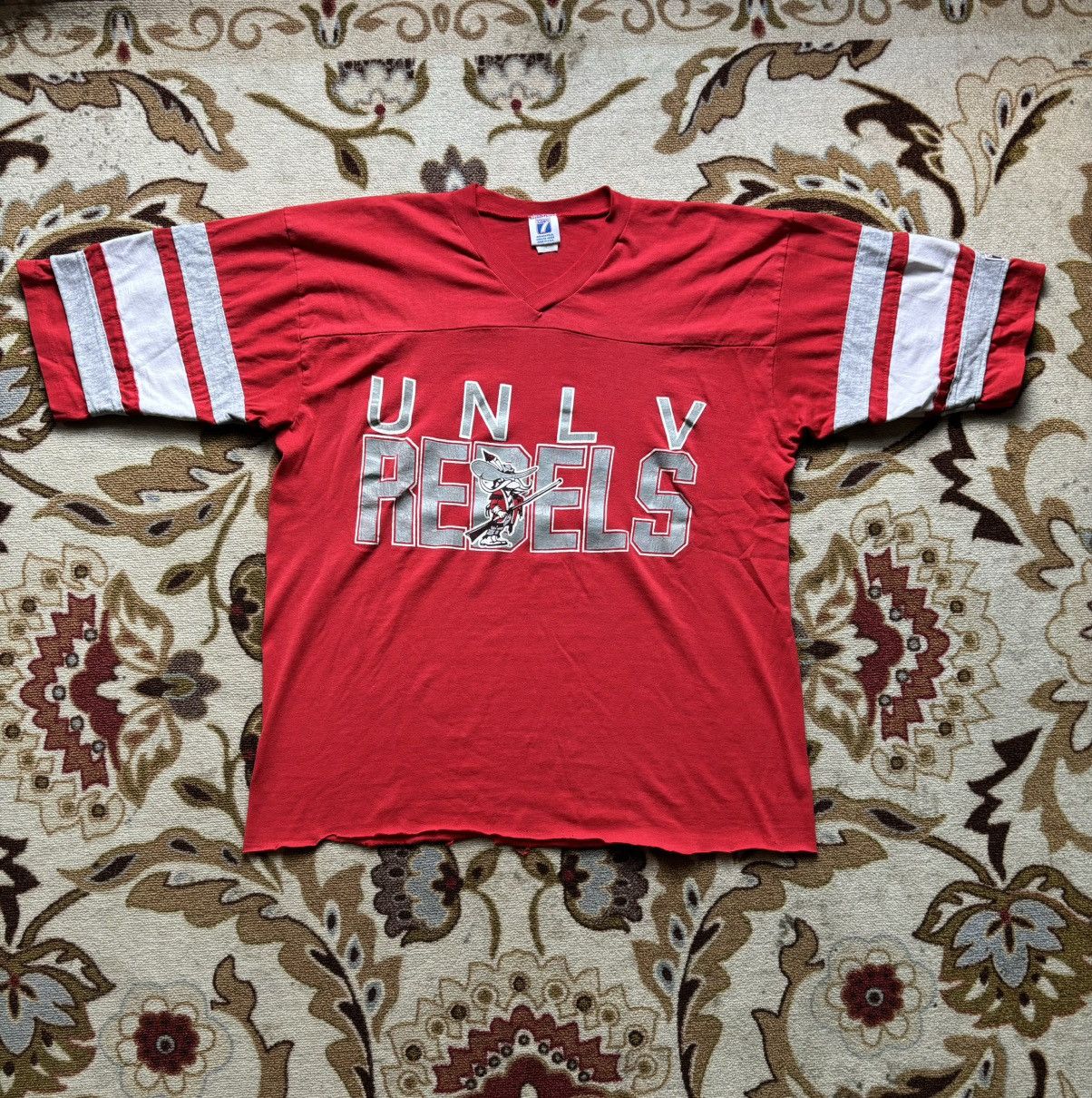 Vintage Vintage UNLV Jersey Size US L / EU 52-54 / 3 - 1 Thumbnail