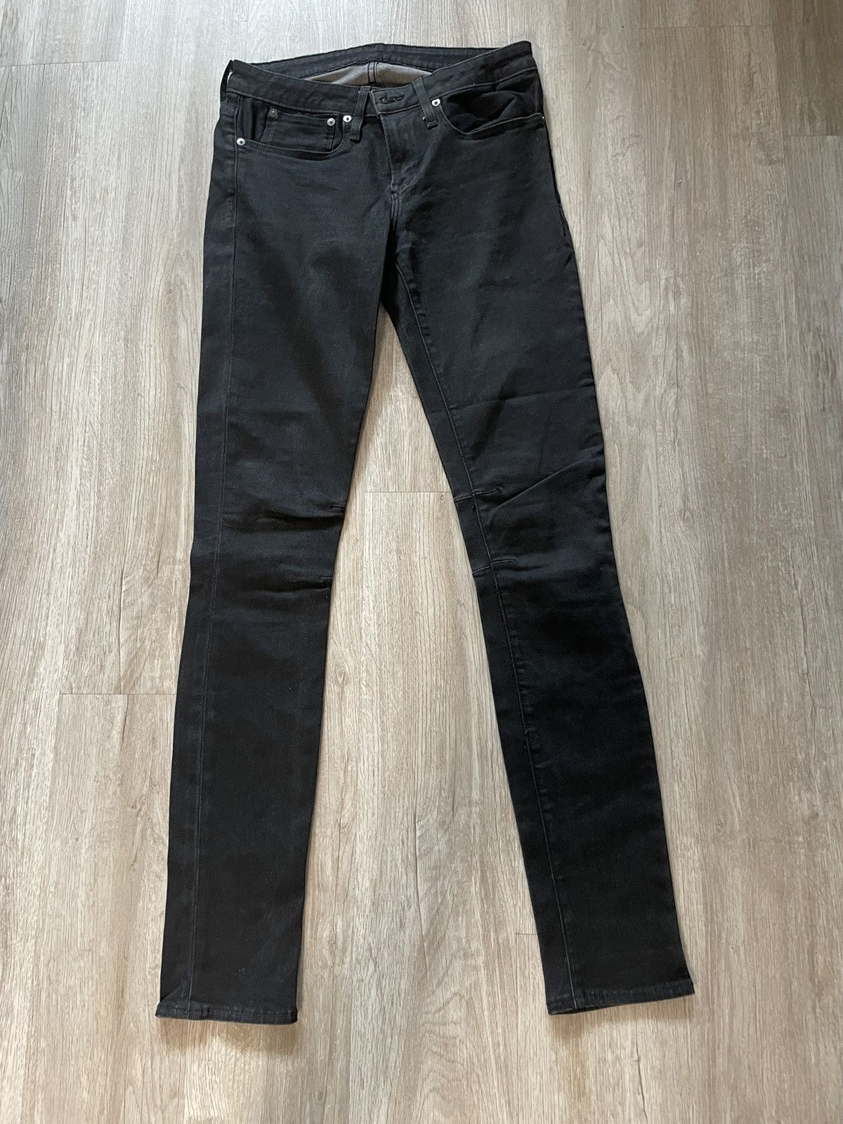 Helmut Lang Helmut Lang skinny stretched jeans Size 27" / US 4 / IT 40 - 1 Thumbnail