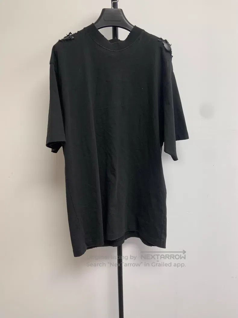 Balenciaga Balenciaga Ripped back letter printed round neck short-sle Size US S / EU 44-46 / 1 - 1 Thumbnail