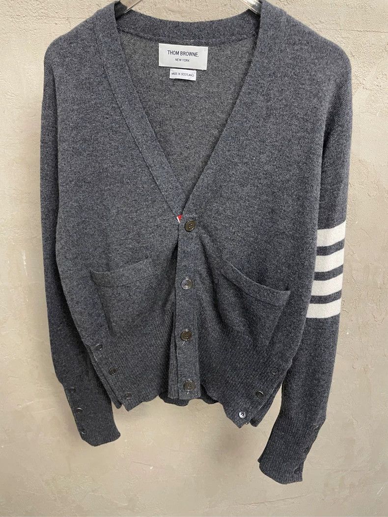 Thom Browne Thom browne Gray four-striped cashmere cardigan jacket 2504 Size US XS / EU 42 / 0 - 3 Thumbnail