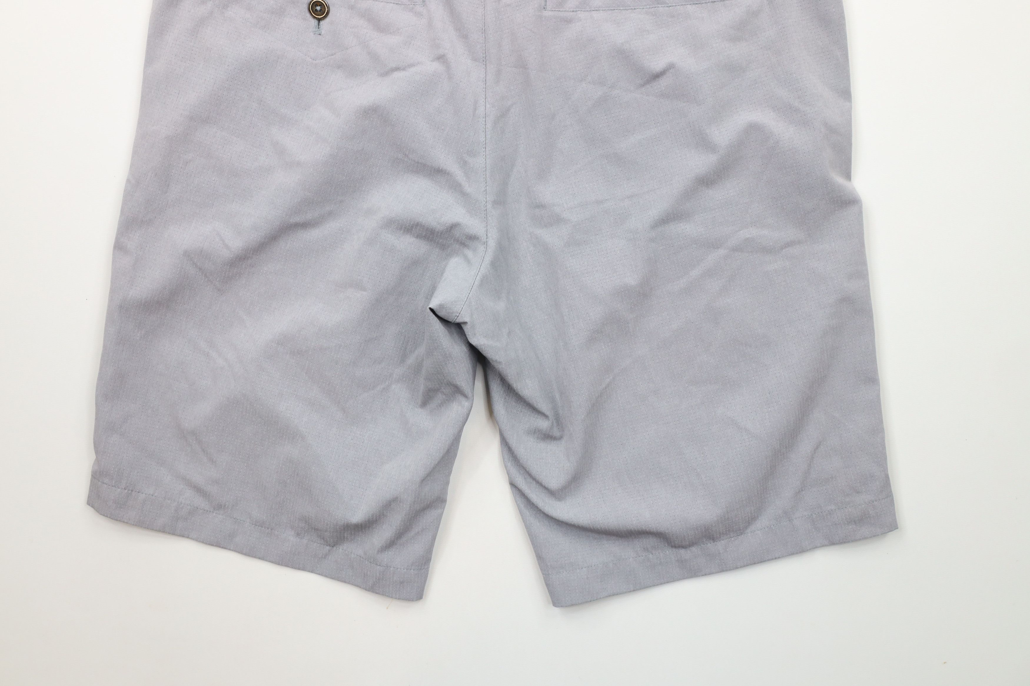 Under Armour × Vintage Under Armour Flat Front Golfing Golf Chino Shorts Gray Size US 30 / EU 46 - 13 Thumbnail