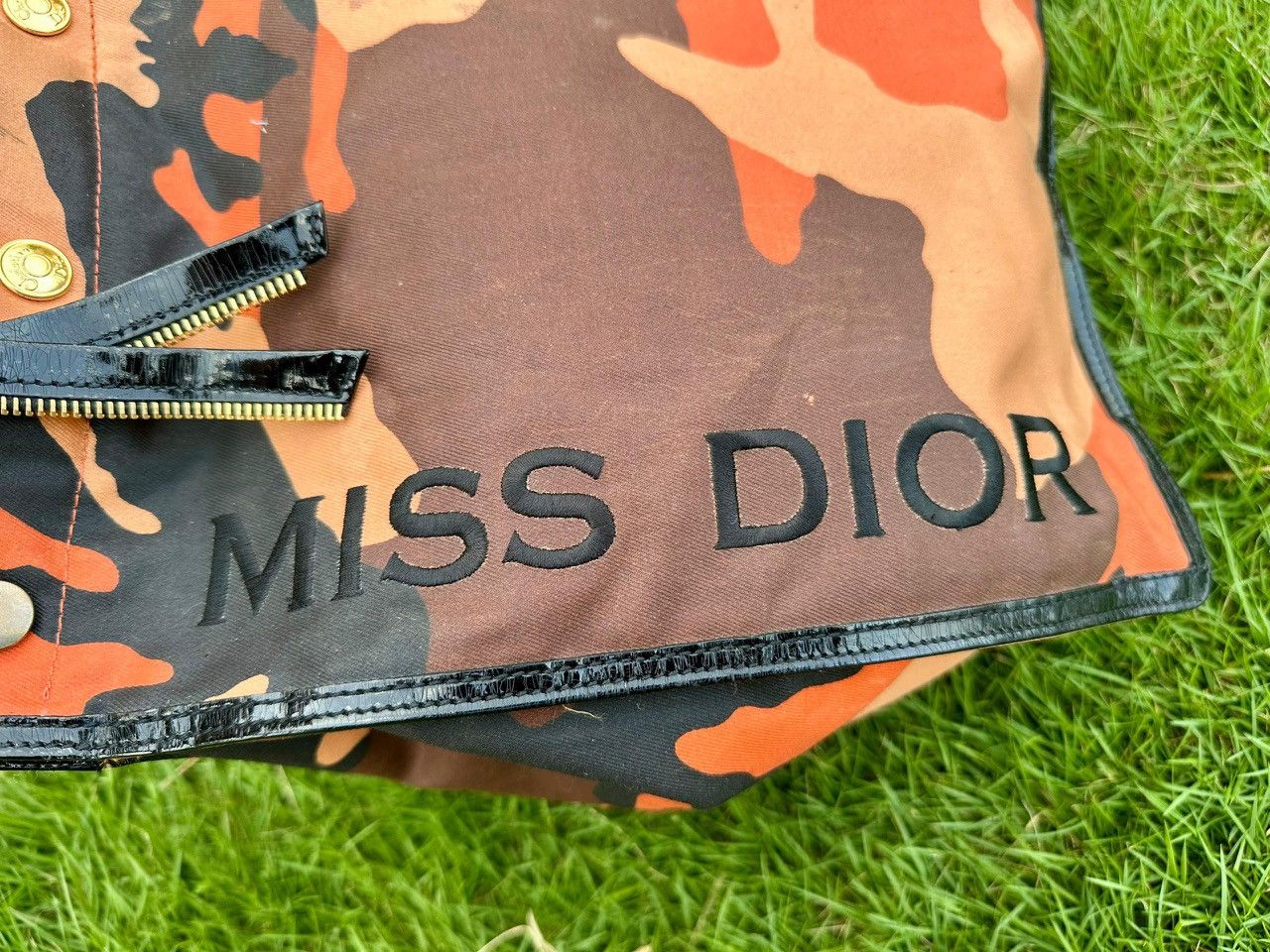 Dior Authentic Christian Dior “MISS DIOR” Camouflage Tote Bag Size ONE SIZE - 10 Thumbnail