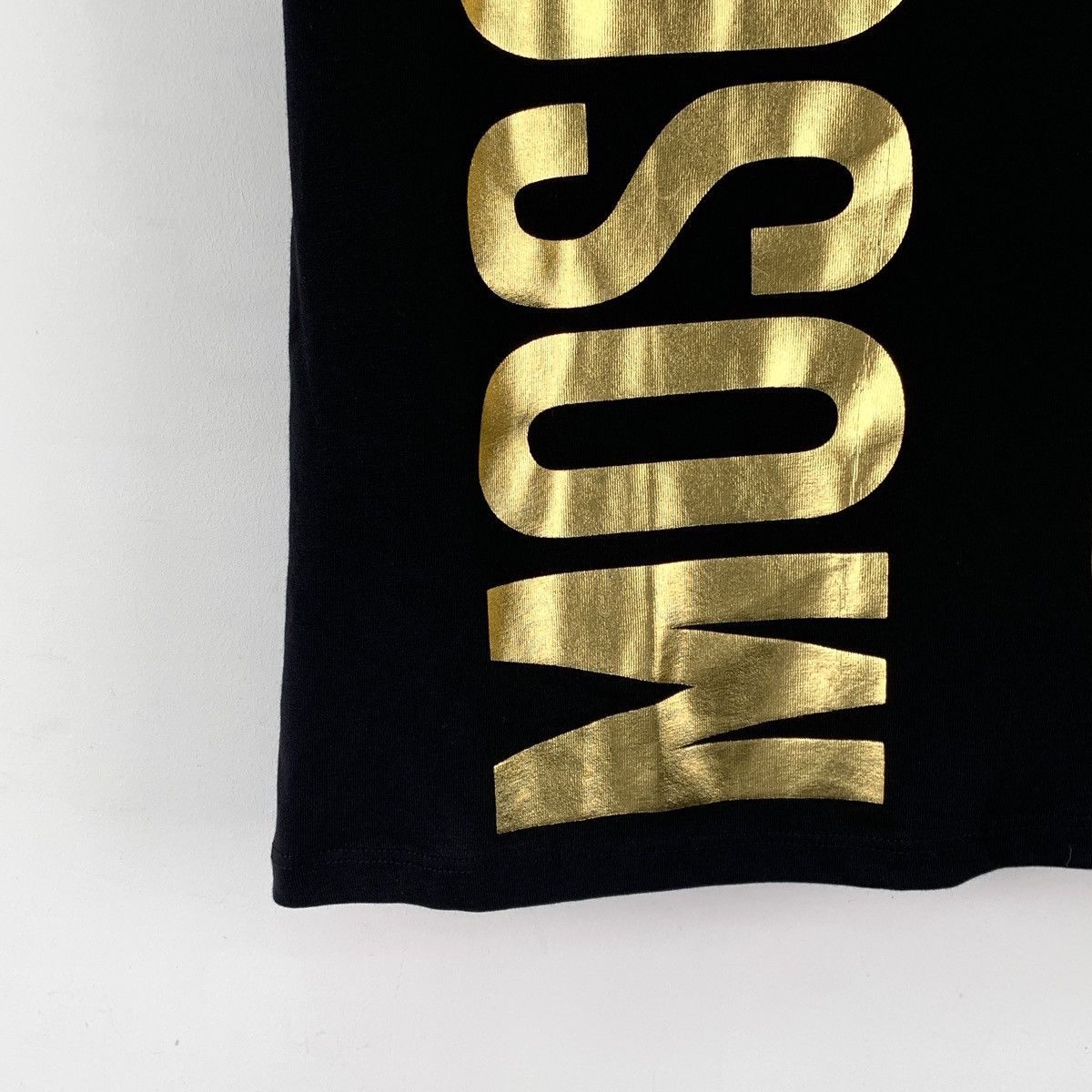Moschino Moschino Gold Foil Print Cotton Short Sleeve T-Shirt K26WX Size L / US 10 / IT 46 - 5 Thumbnail