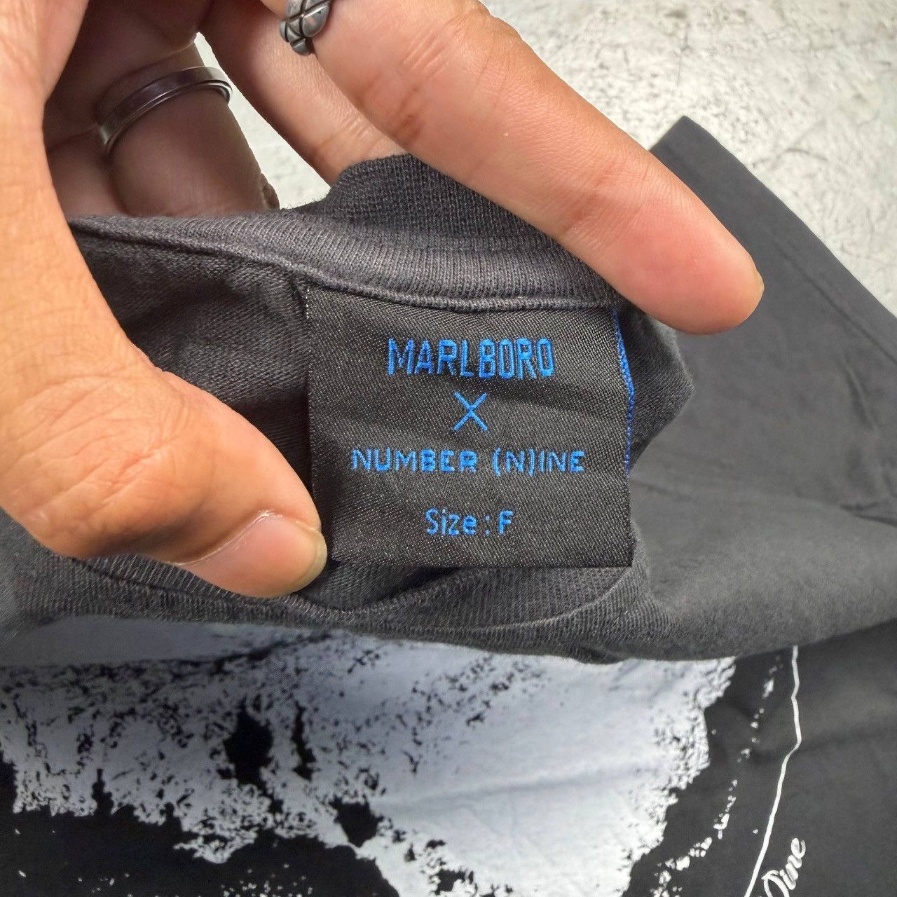 Number (N)ine Number (N)ine x Marlboro Earth Moon Graphic Tee Size US M / EU 48-50 / 2 - 8 Thumbnail