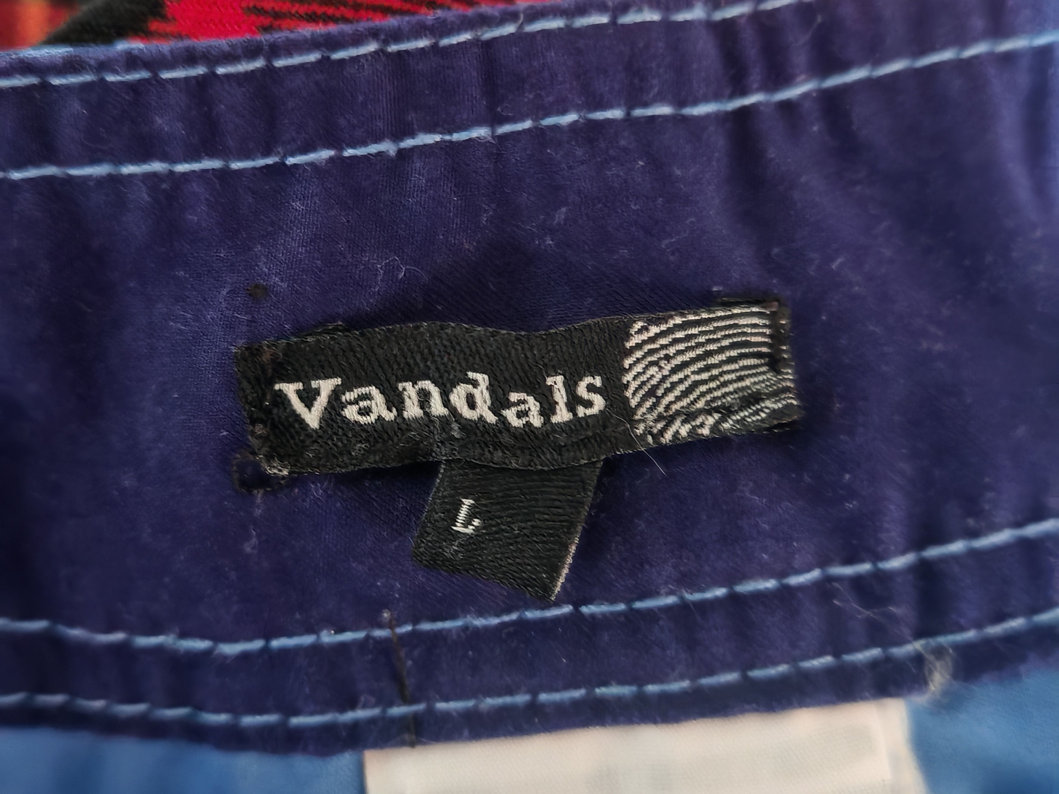 Other Vintage Y2K Vandals Floral Scull Print Surf Shots sz L Size US 34 / EU 50 - 3 Thumbnail