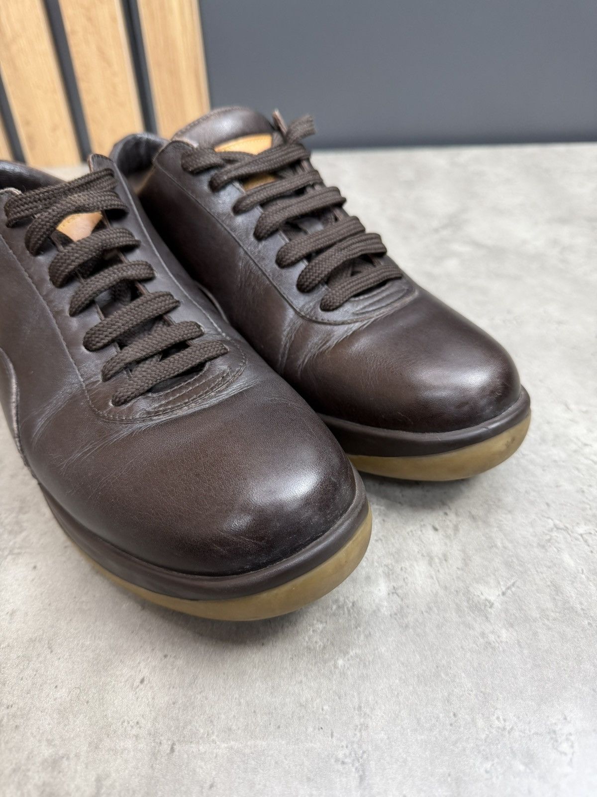 Louis Vuitton Louis Vuitton Brown Leather Low Top Sneakers Size US 7 / EU 40 - 15 Thumbnail
