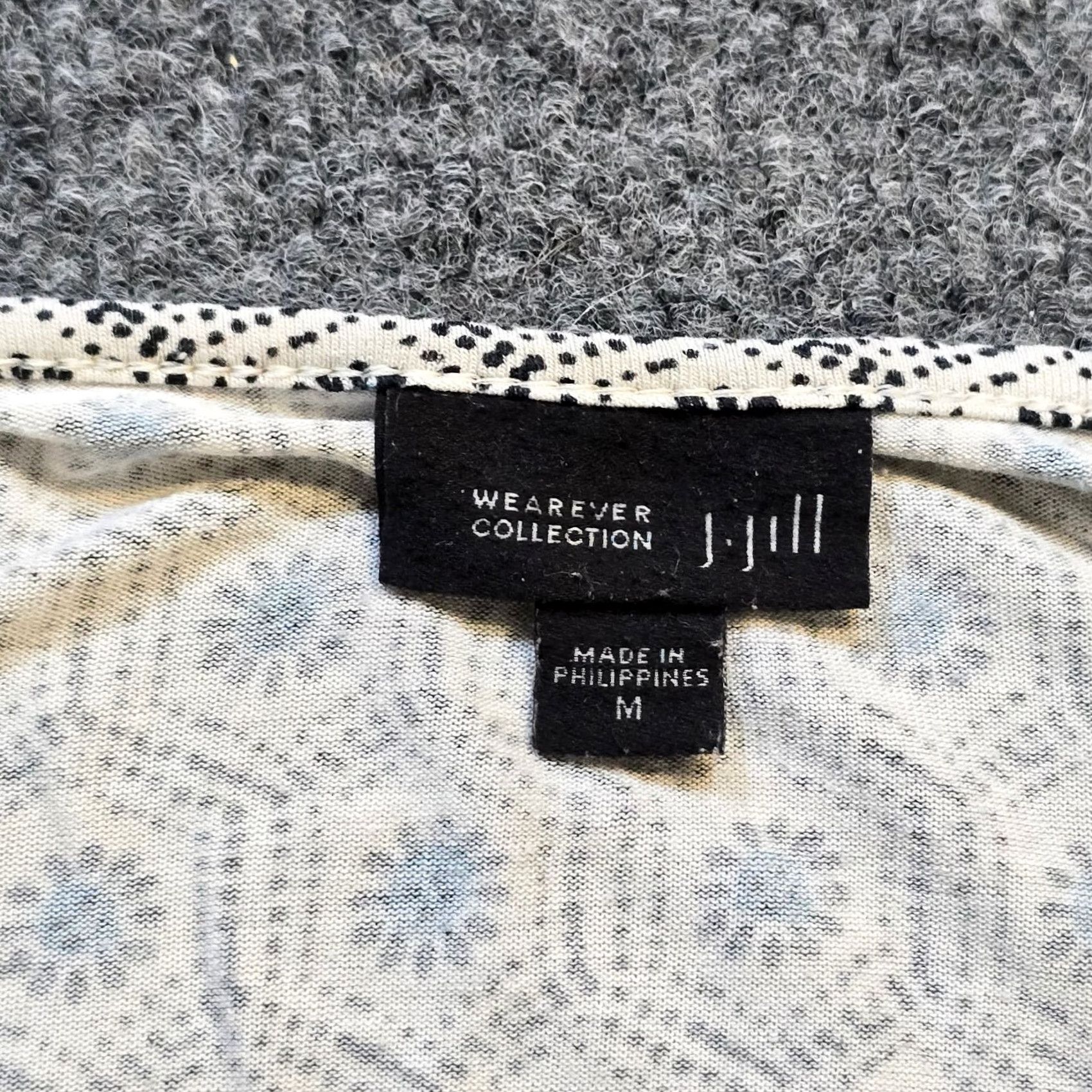J. Jill J. Jill Wearever Top Shirt Womens Medium White Blue Geometric Stretchy Casual Shirt Size M / US 6-8 / IT 42-44 - 3 Thumbnail