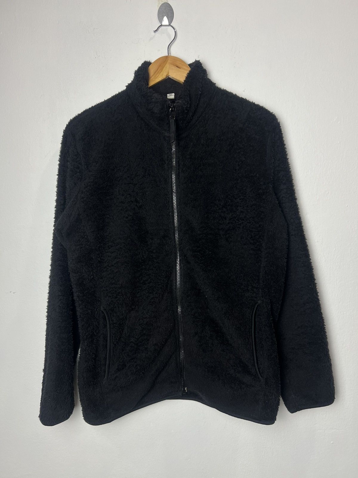 Uniqlo Uniqlo Fluffy Yarn Fleece Full Zip Jacket Size US L / EU 52-54 / 3 - 1 Thumbnail