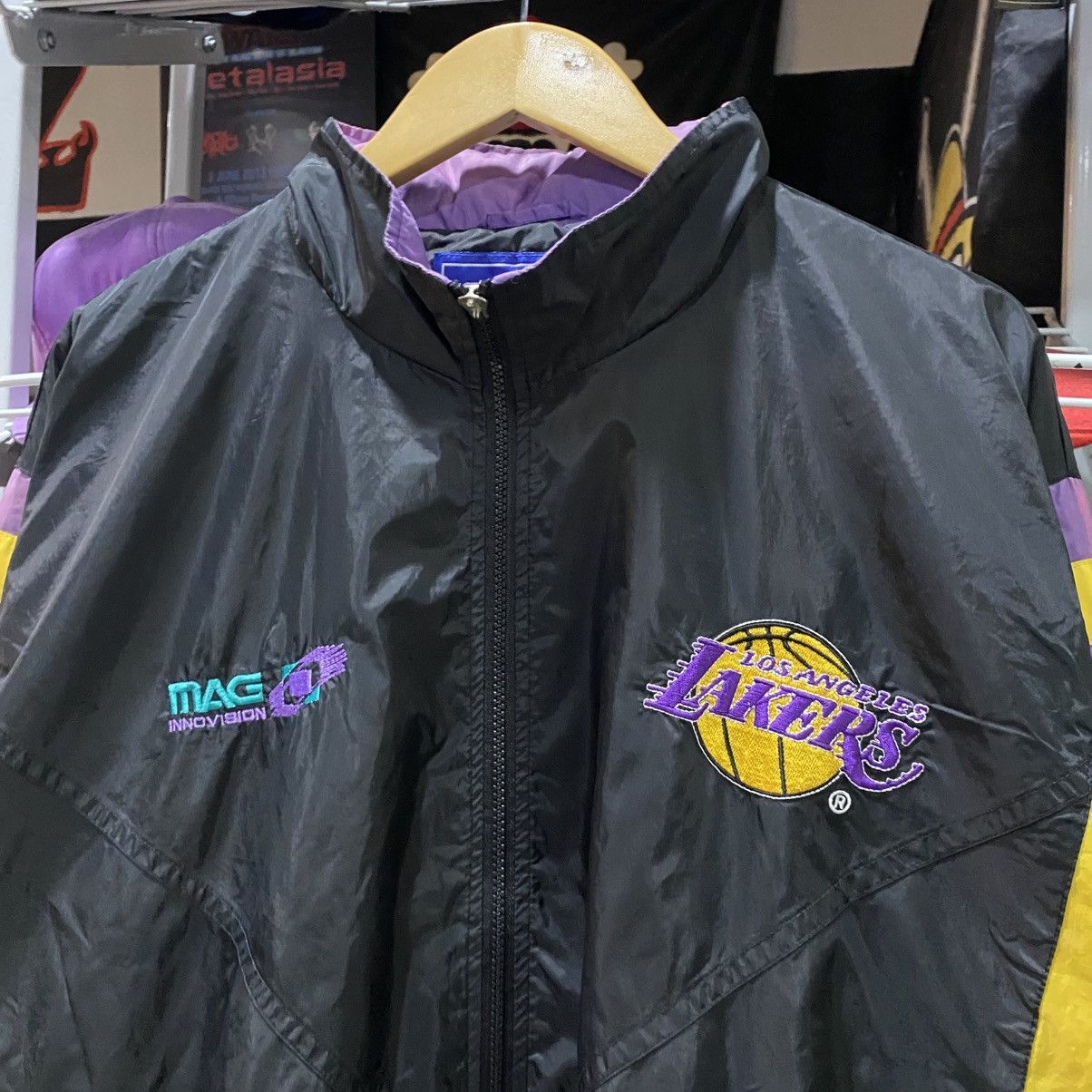 Starter VINTAGE‼️Lakers Sponsor By MAG Innovision Starter Jacket Size US L / EU 52-54 / 3 - 8 Thumbnail