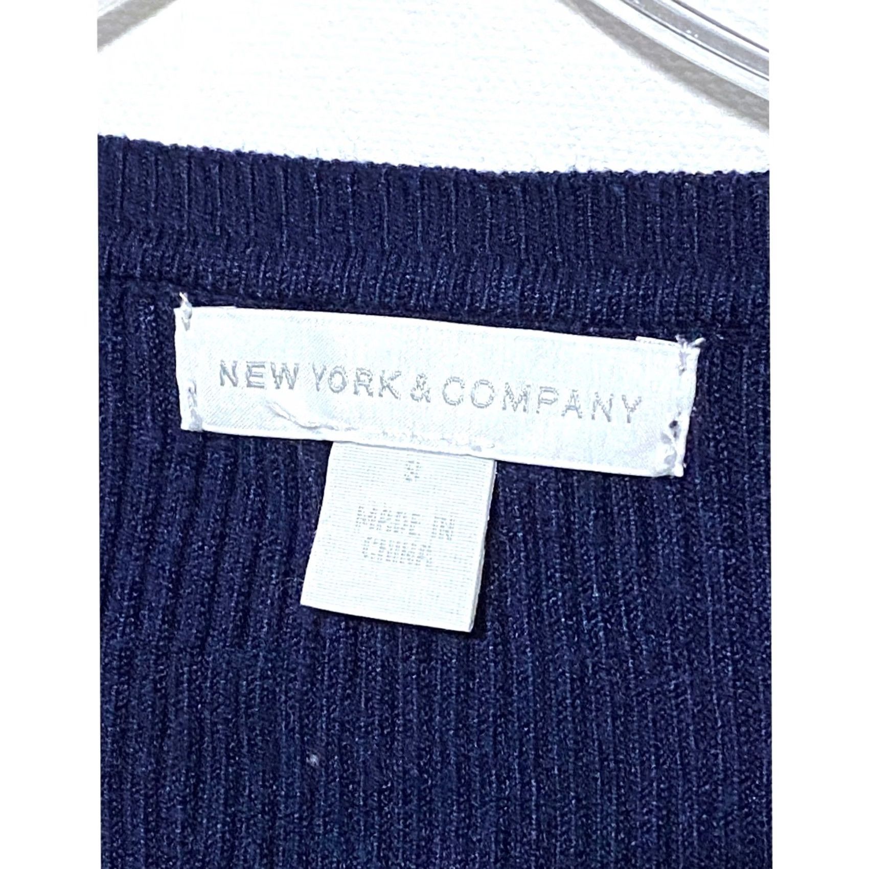 Vintage New York & Co Knit Top S Blue Navy Ribbed Career Casual Preppy Y2K Button Cuffs Size S / US 4 / IT 40 - 5 Thumbnail
