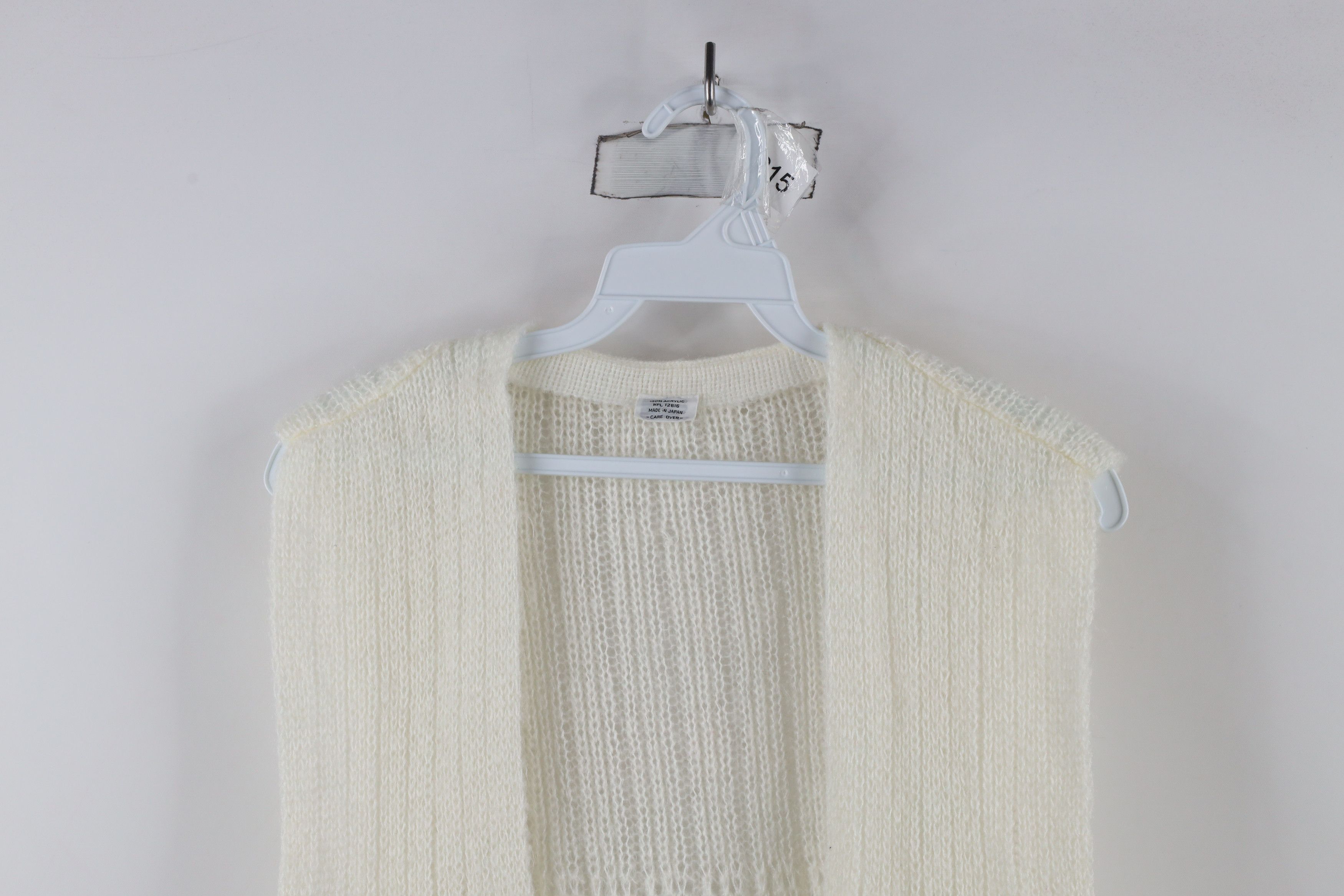 Vintage Vintage 70s Streetwear Tie Front Sweater Vest Cream Japan Size L / US 10 / IT 46 - 2 Thumbnail