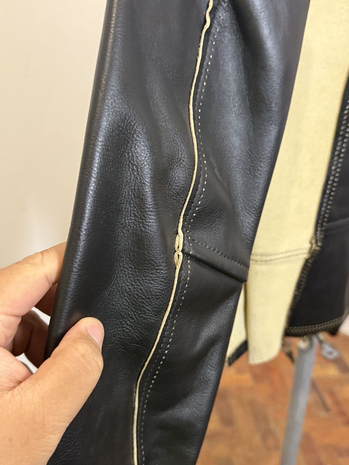 H&M × Maison Margiela Deconstructed Leather Biker Jacket Size XS / US 0-2 / IT 36-38 - 17 Thumbnail