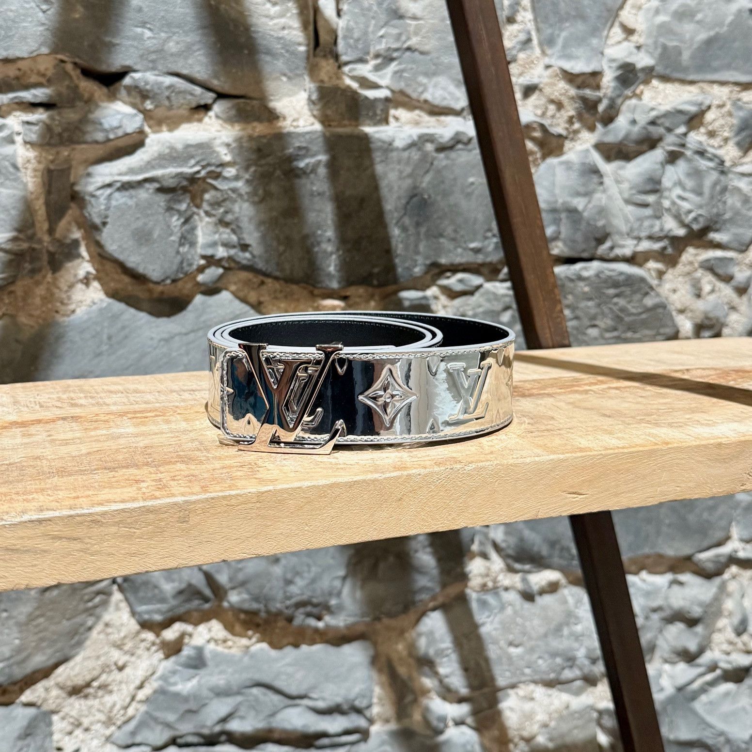 Louis Vuitton 2021 Silver Monogram Mirror LV Initial Belt