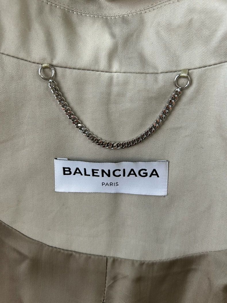 Balenciaga Balenciaga size 36 Beige pointed collar slim windbreaker c Size S / US 4 / IT 40 - 7 Thumbnail