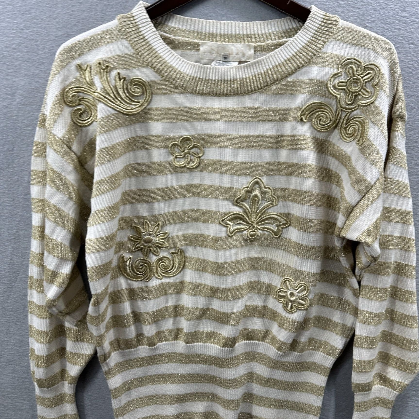 Escada VINTAGE Escada Sweater Womens Medium Gold White Striped Metallic Knit Pullover Embroidered Logo 80s Flower Glitter Dolman Long Sleeve Crew Neck Womens Size M / US 6-8 / IT 42-44 - 3 Thumbnail