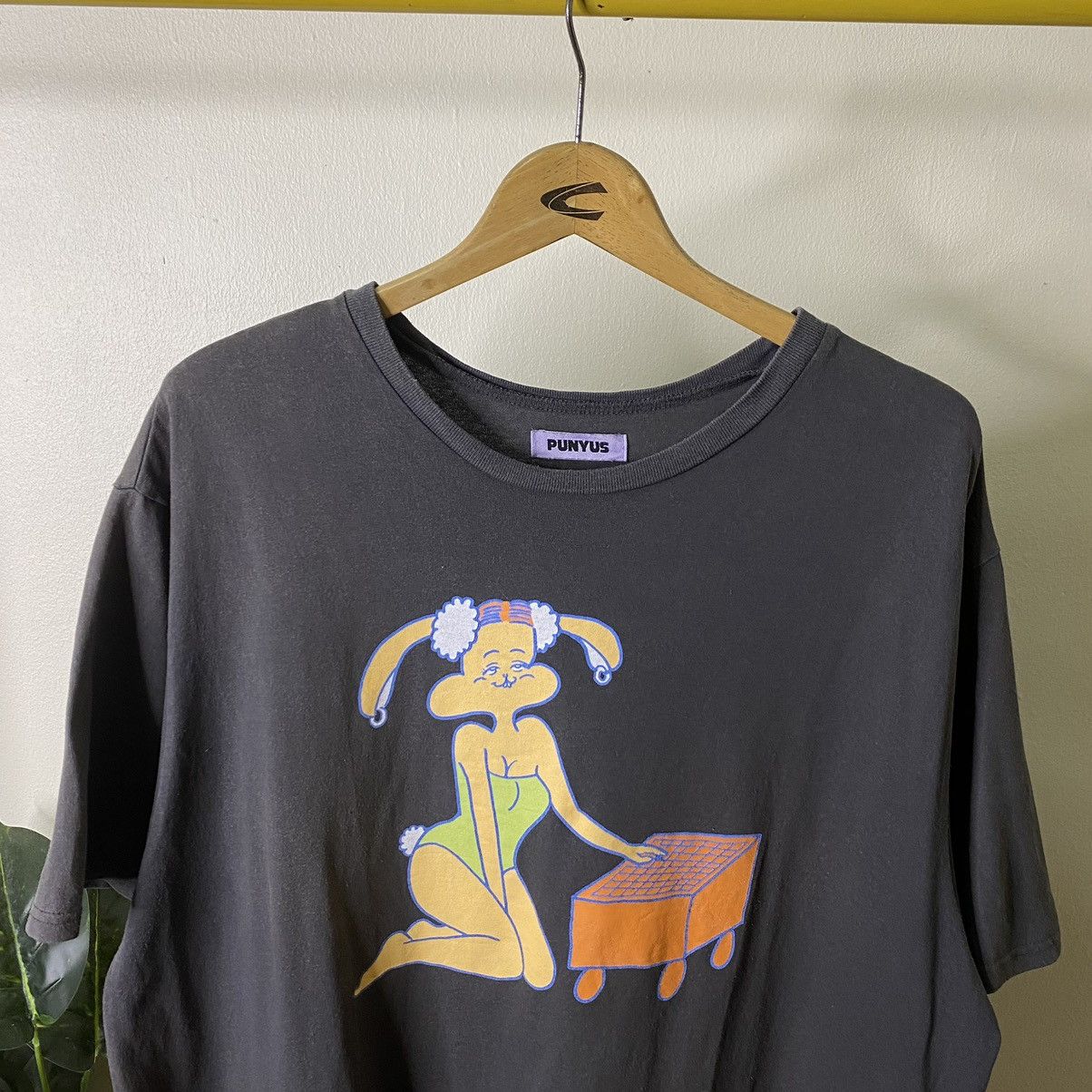 Japanese Brand Punyus Sexy Rabbit Tee Made in Japan Size US XL / EU 56 / 4 - 2 Thumbnail