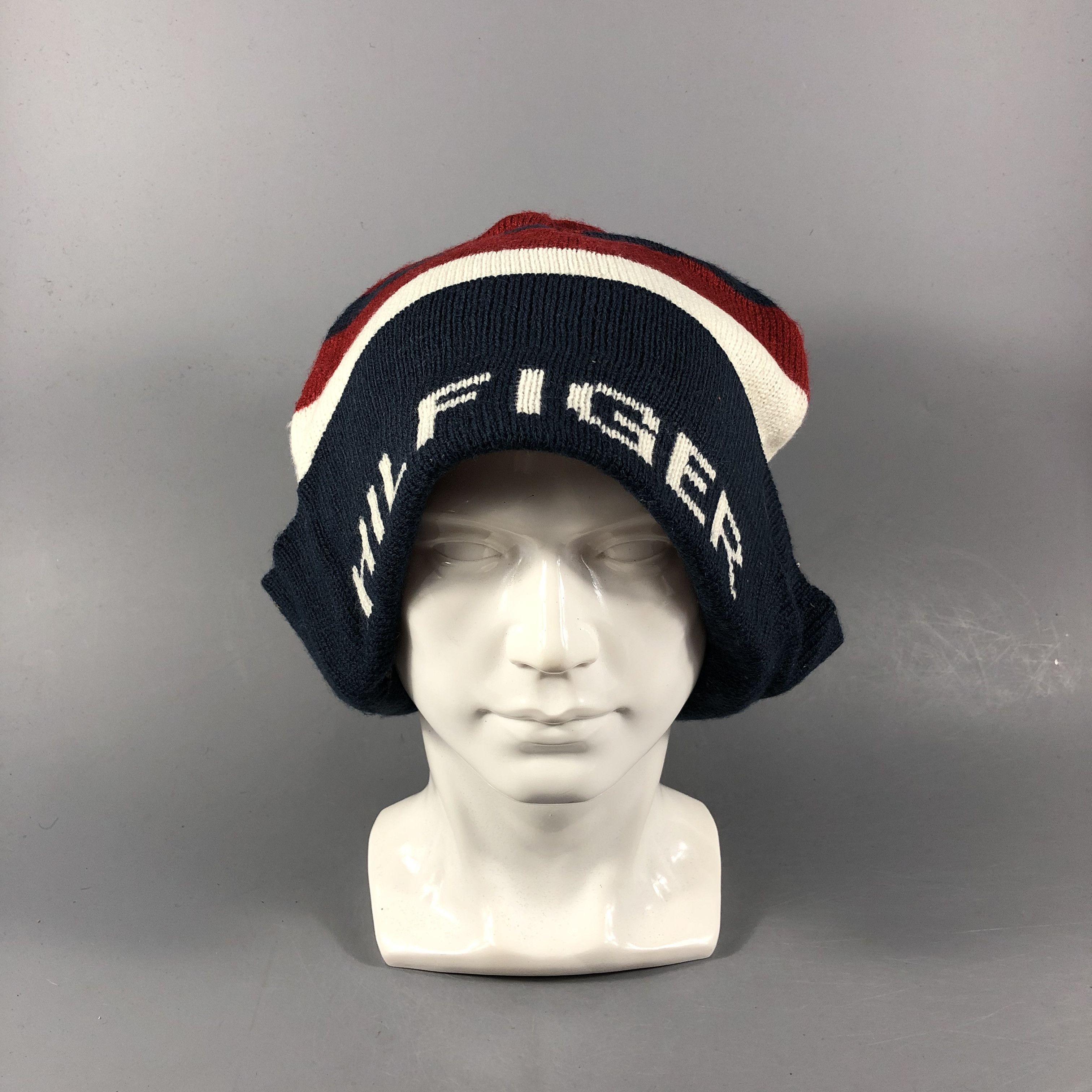 Tommy Hilfiger Hilfiger Spell Out Beanie Snowcap Snow Hat B895 Size ONE SIZE - 1 Thumbnail