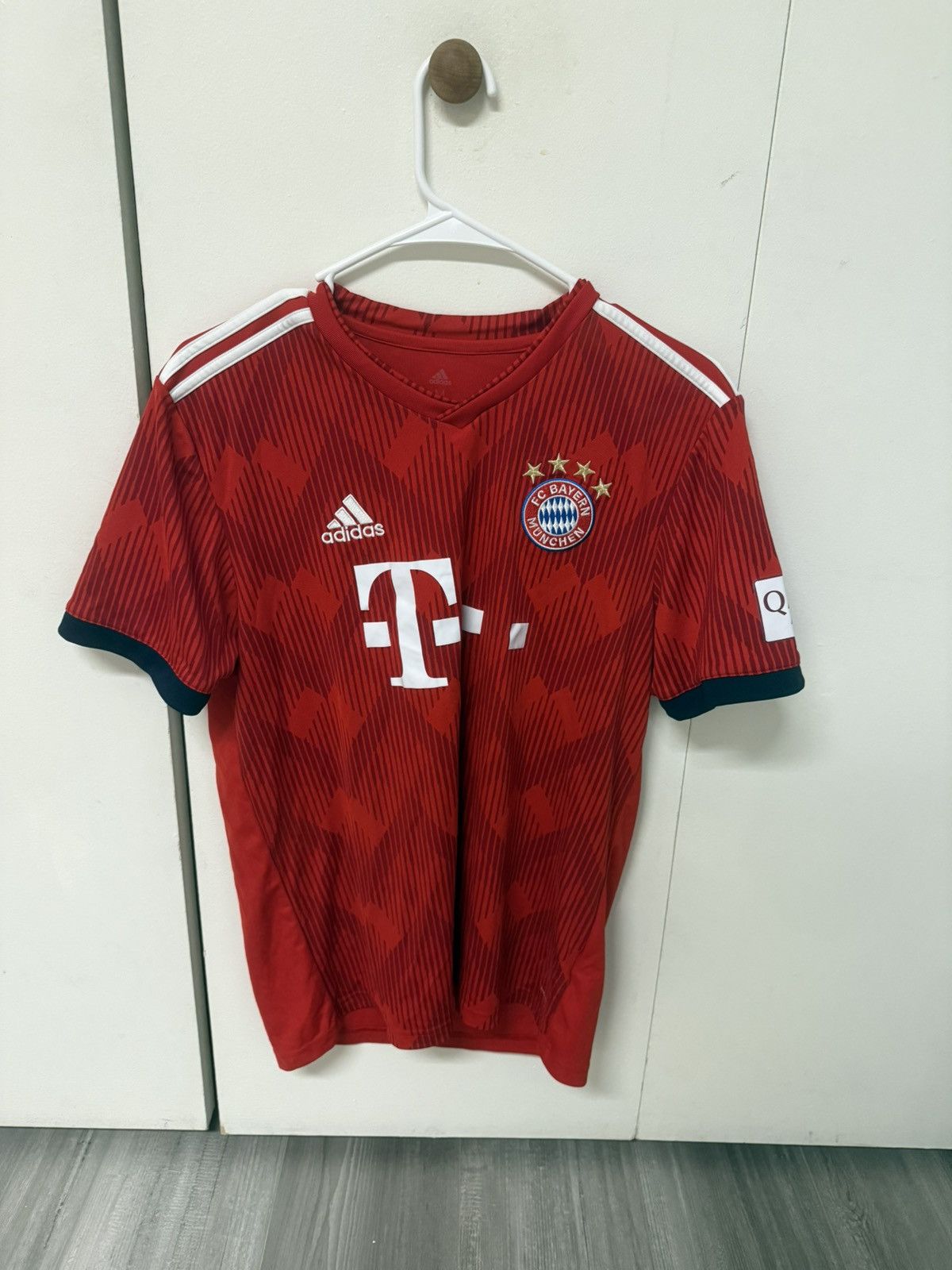 Adidas Fc bayern Munich jersey Size US M / EU 48-50 / 2 - 1 Thumbnail