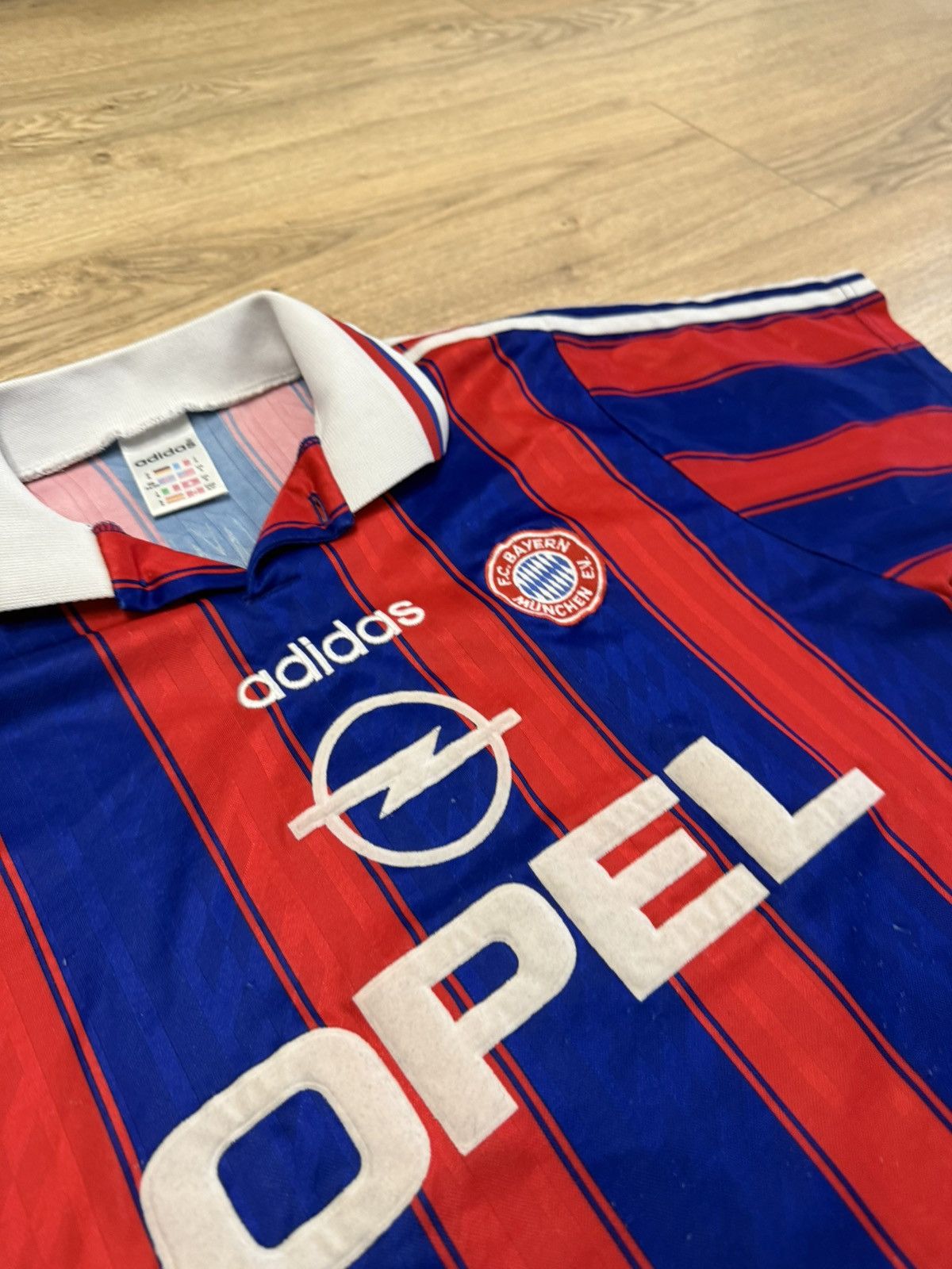 Adidas Adidas Bayern Munich 1995 1997 home soccer jersey football Size US S / EU 44-46 / 1 - 2 Thumbnail