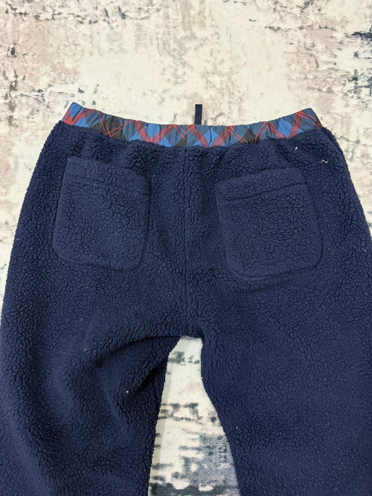 JW Anderson × Japanese Brand × Uniqlo Uniqlo J.W. anderson Shearling Fleece Sweatpants Size US 36 / EU 52 - 10 Thumbnail