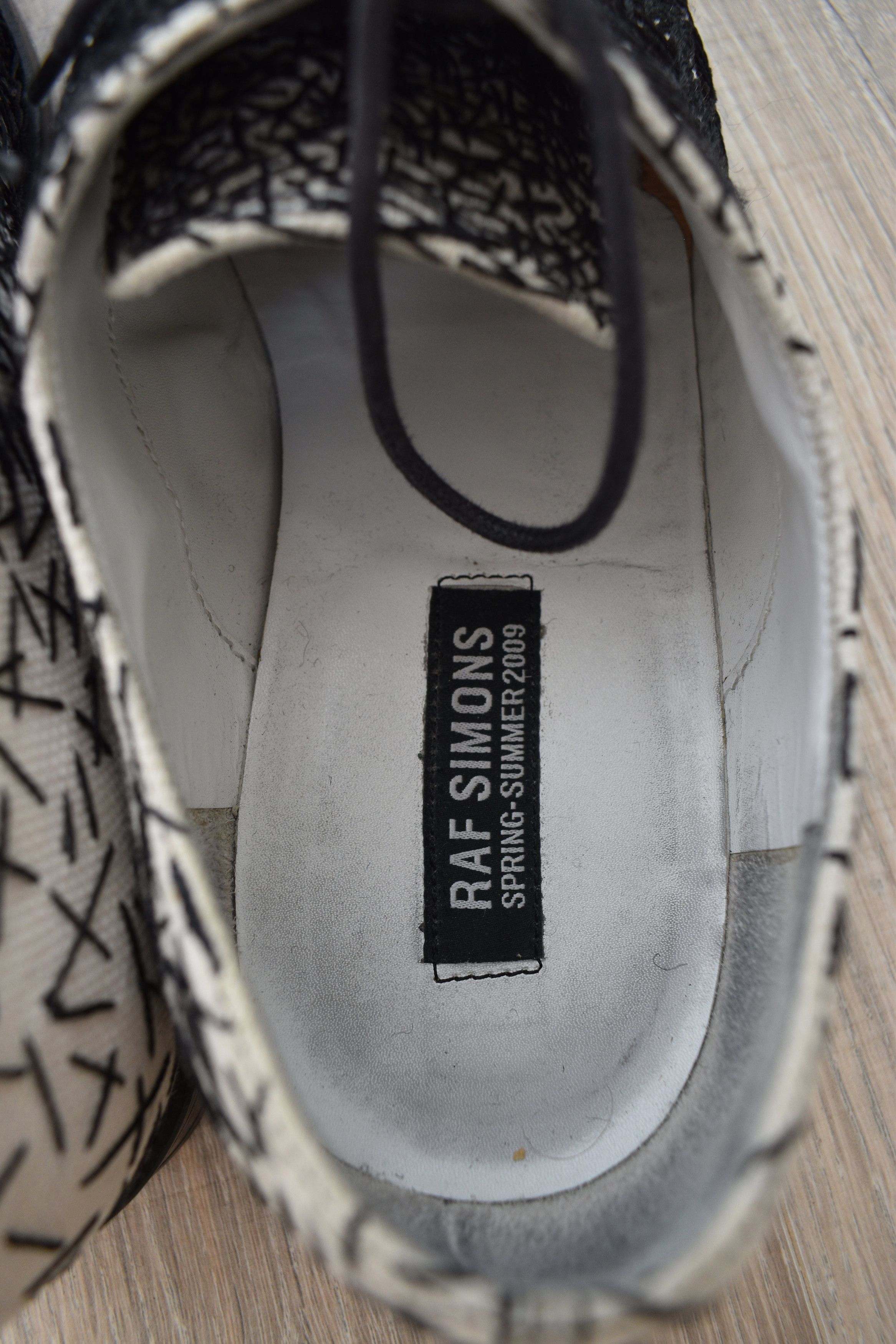 Raf Simons Raf Simons SS09 Stitched Embroidered Black and White Derbies Size US 8 / EU 41 - 4 Thumbnail