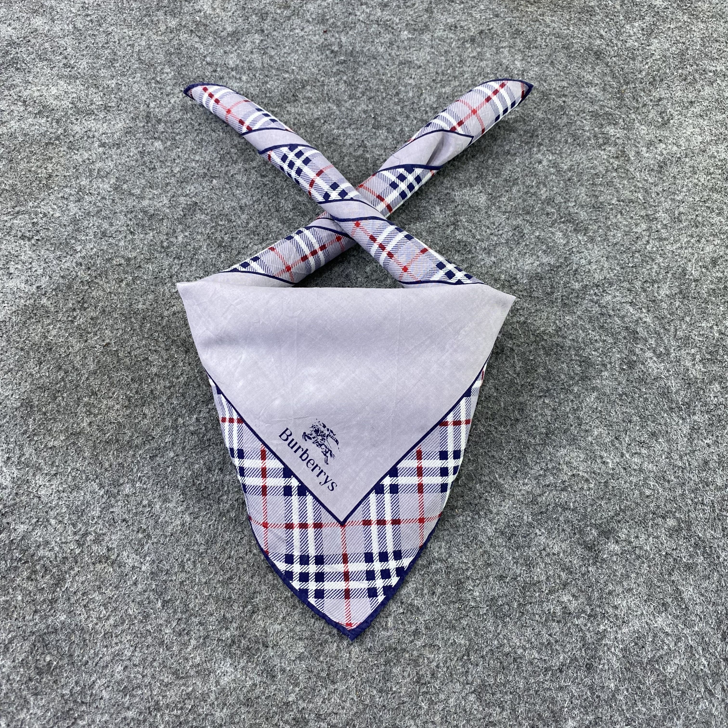 Burberry × Vintage Burberry Handkerchief / Bandana / Neckerchief -B1277 Size ONE SIZE - 2 Thumbnail