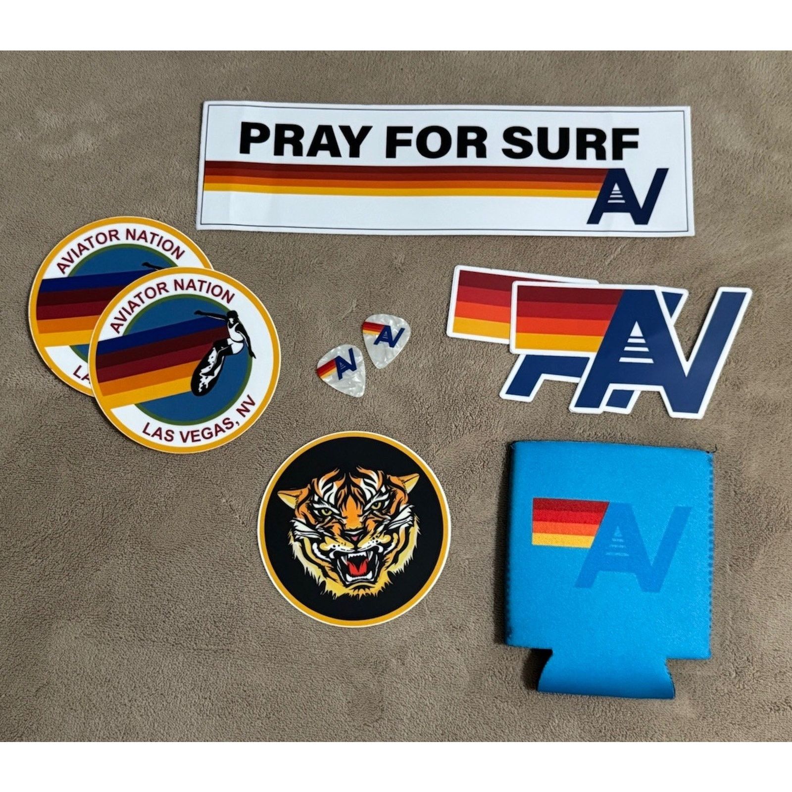 Aviator Nation AVIATOR NATION Stickers Tiger Koozie Guitar Picks Bundle Size ONE SIZE - 2 Thumbnail