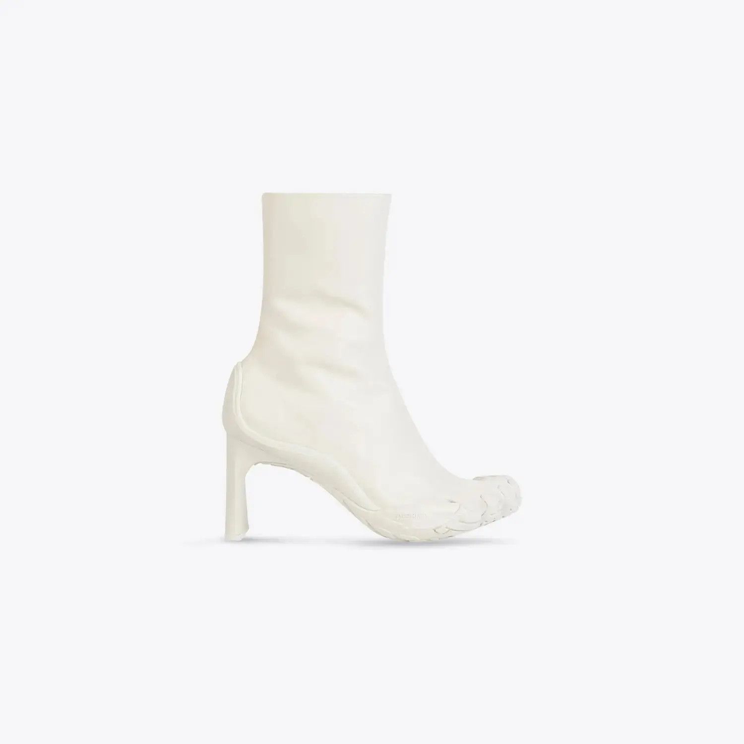 image of Balenciaga O1Mt1Gz0524 Heel Shoesed Toe 80Mm Booties In White, Women's