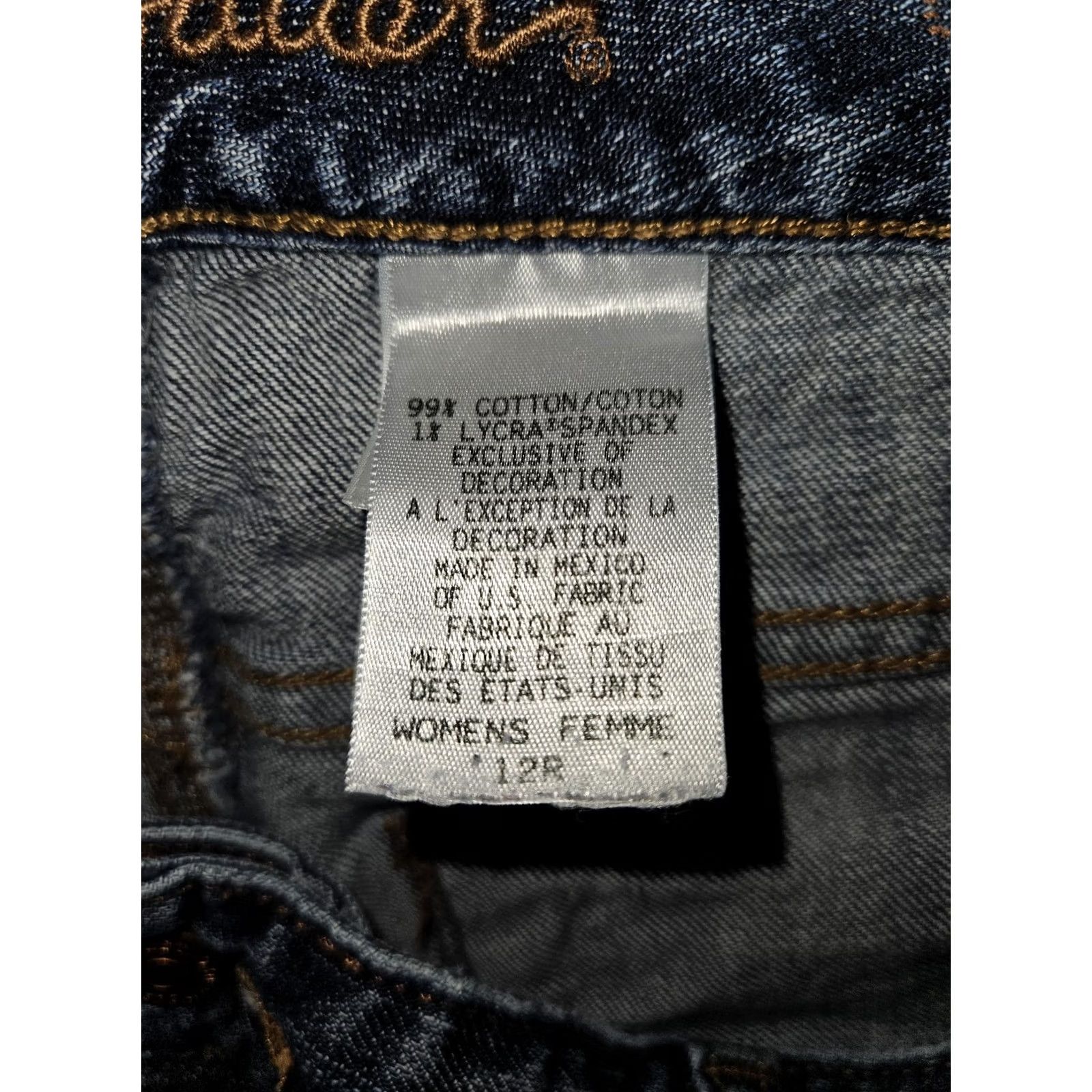 Eddie Bauer Eddie Bauer Jeans Women's 12 Blue Denim Straight Leg Mid Rise Distressed Stretch Denim 5-Pocket Size 34" / US 12 / IT 48 - 3 Thumbnail