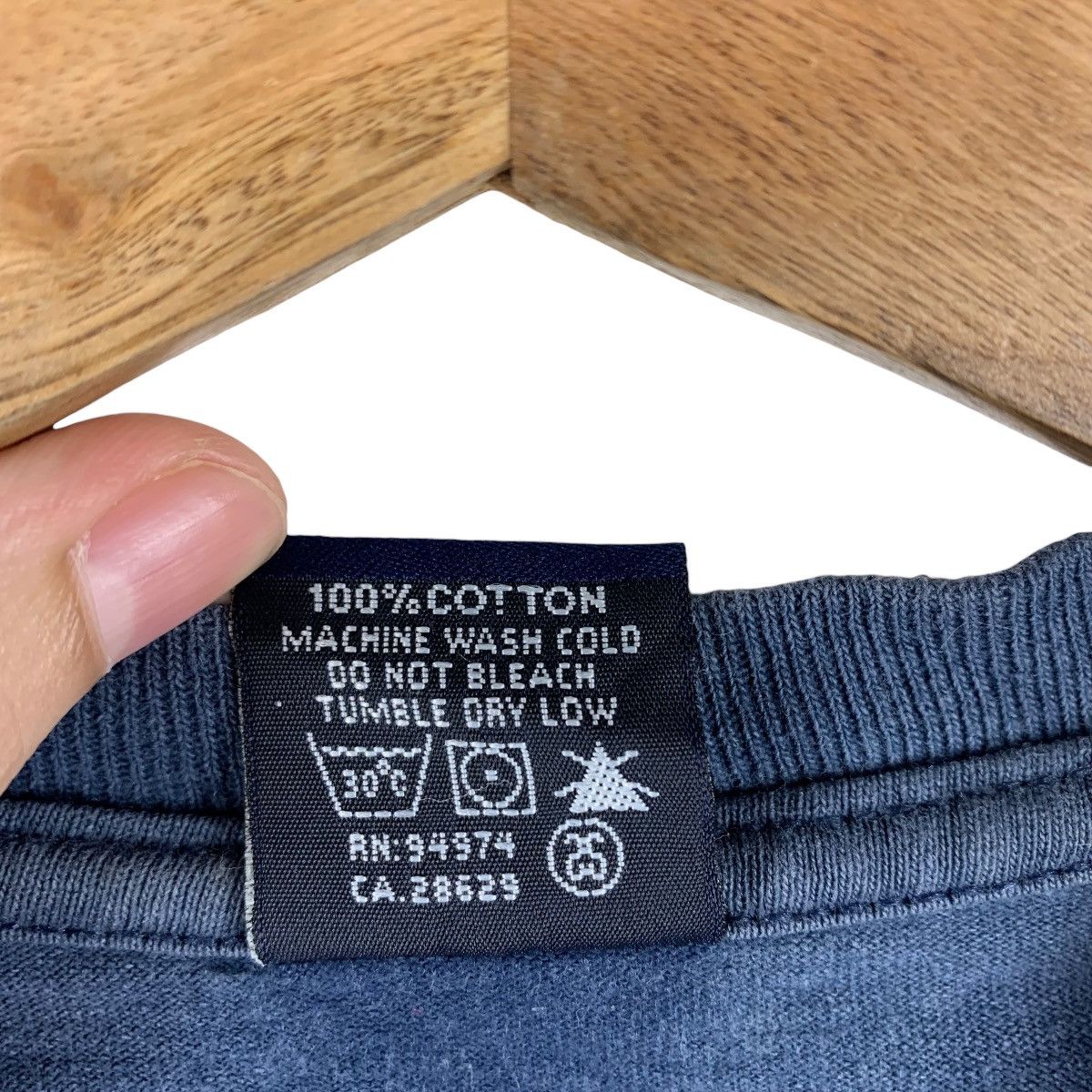 Stussy Vintage 90s Stüssy T-Shirt Graffiti Spray Can Graphic Size US M / EU 48-50 / 2 - 10 Thumbnail