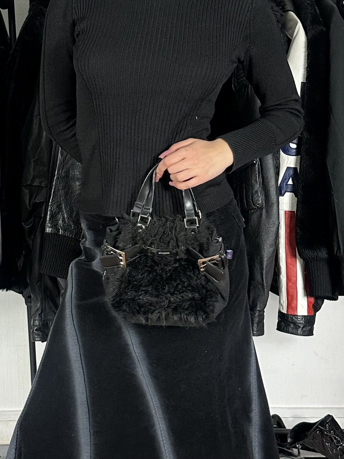 Vintage Faux fur Mini Handbag Size ONE SIZE - 4 Thumbnail
