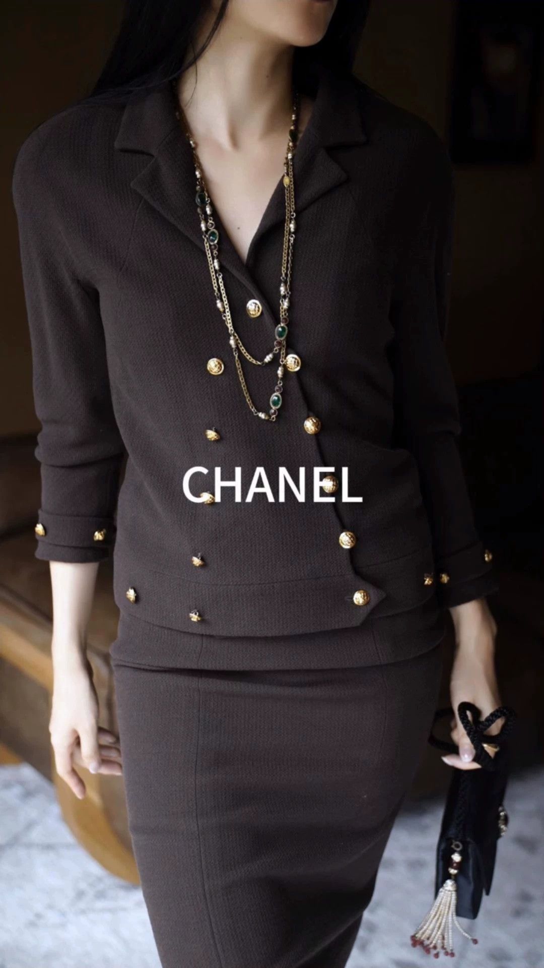 Chanel CHANEL Vintage Runway Olive Green Wool Suit Set 34/XS Size XS / US 0-2 / IT 36-38 - 1 Thumbnail
