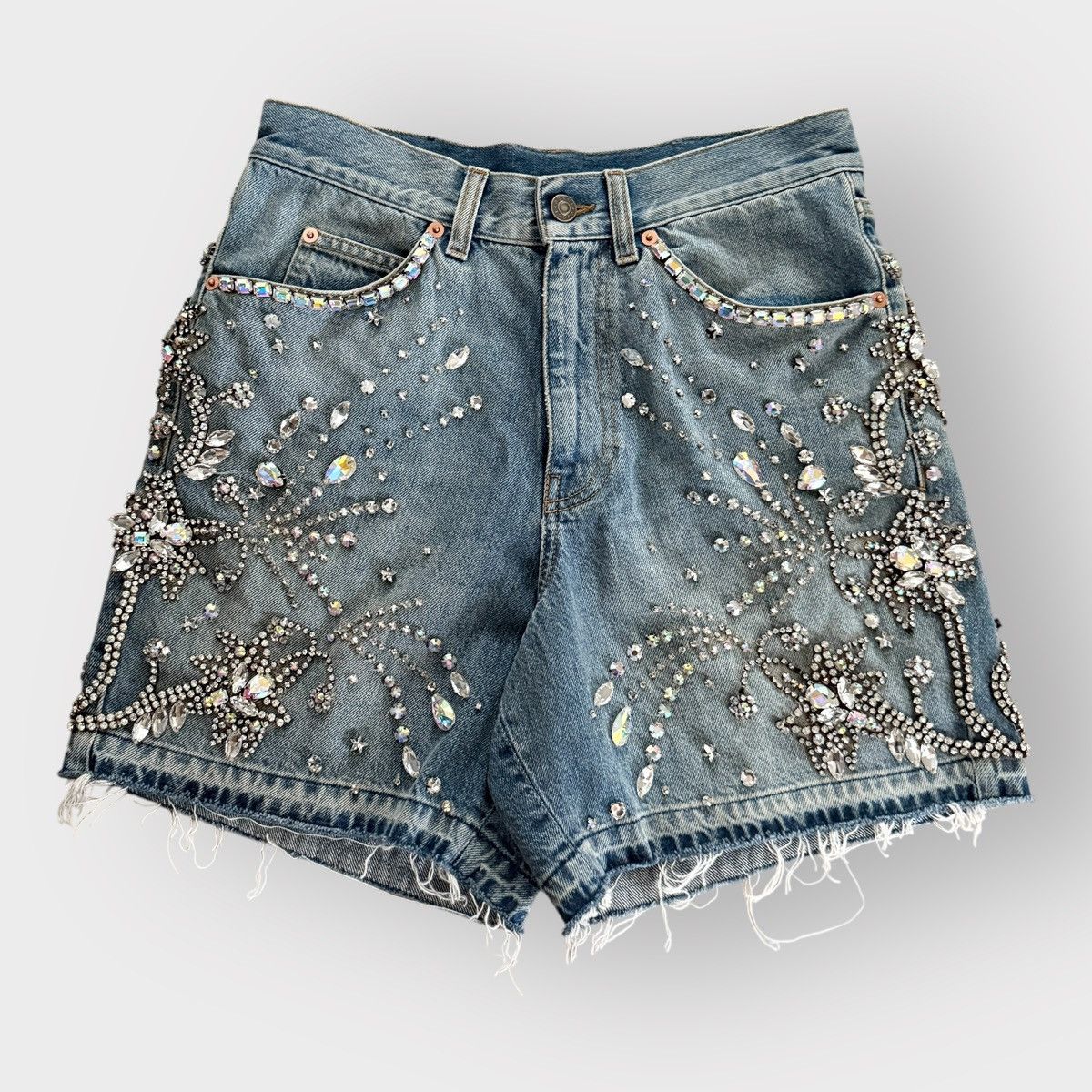 Gucci STEAL! Gucci Blue Stud Embellished Denim Shorts (30) Size US 30 / EU 46 - 1 Thumbnail