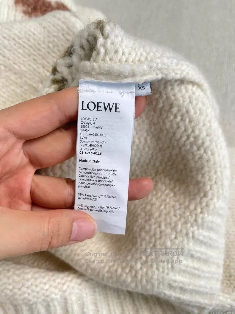 Loewe Loewe SS22 Geometric Pattern Inlaid Flower Knit Sweater Size XS / US 0-2 / IT 36-38 - 3 Thumbnail