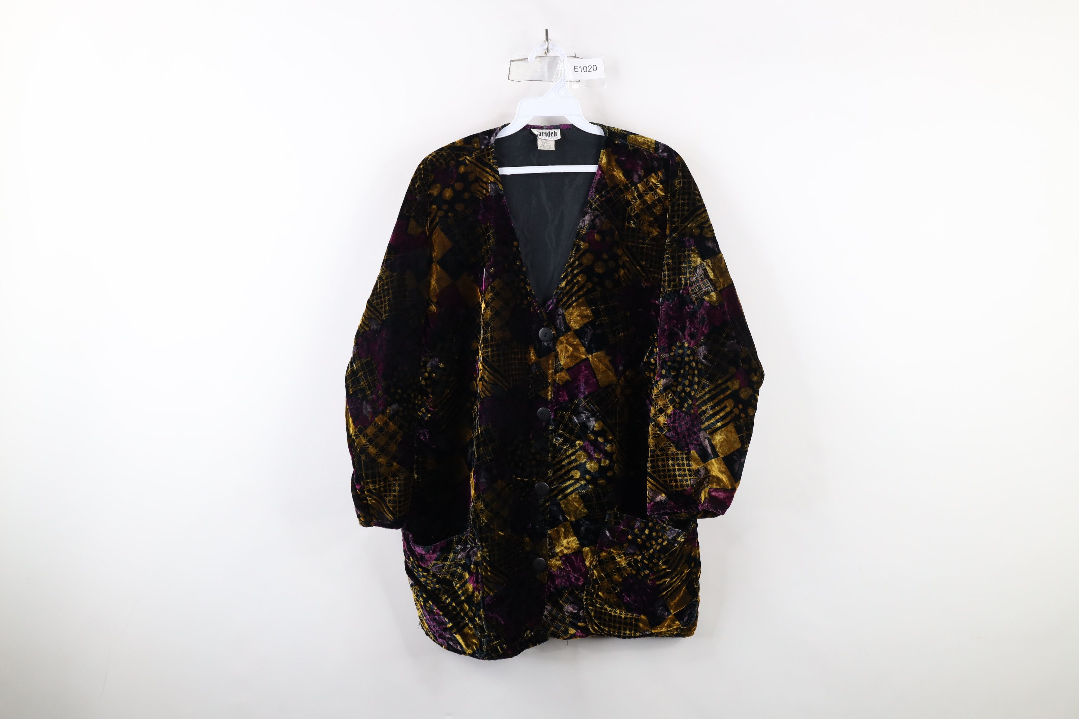 Vintage Vintage 90s Streetwear Velour Abstract Button Jacket USA Size XL / US 12-14 / IT 48-50 - 1 Thumbnail