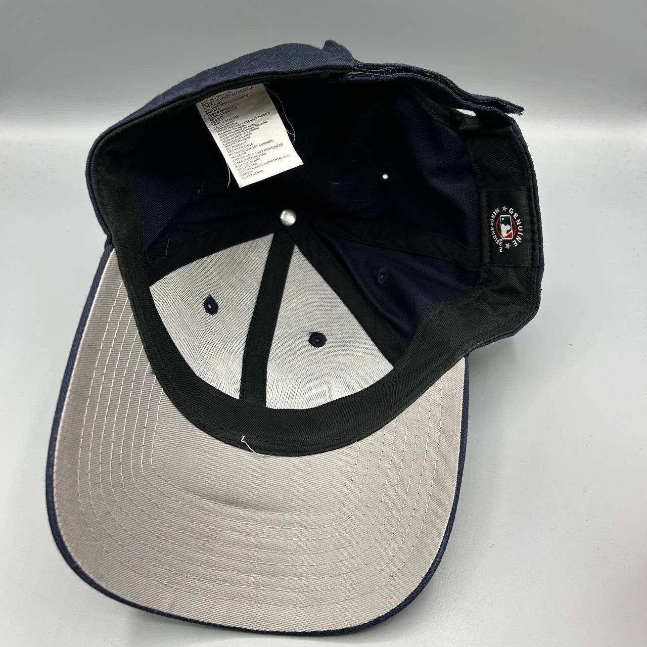 MLB New York Yankees Hat Men Embroidered MLB Strap Back Size ONE SIZE - 2 Thumbnail