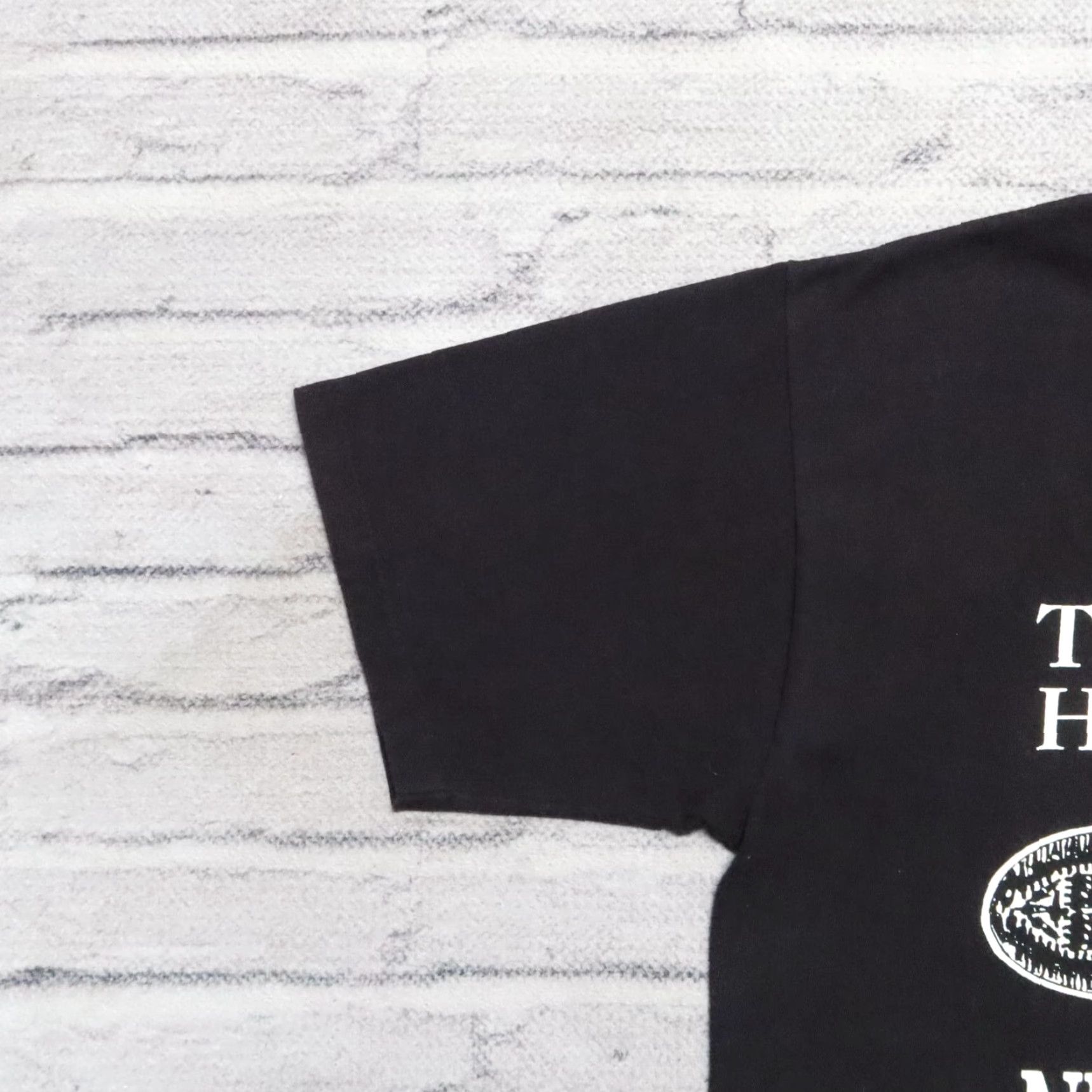 Vintage VINTAGE The African Hellacaust Never Forget Shirt Mens T-Shirt L Black USA Made Size US L / EU 52-54 / 3 - 4 Thumbnail