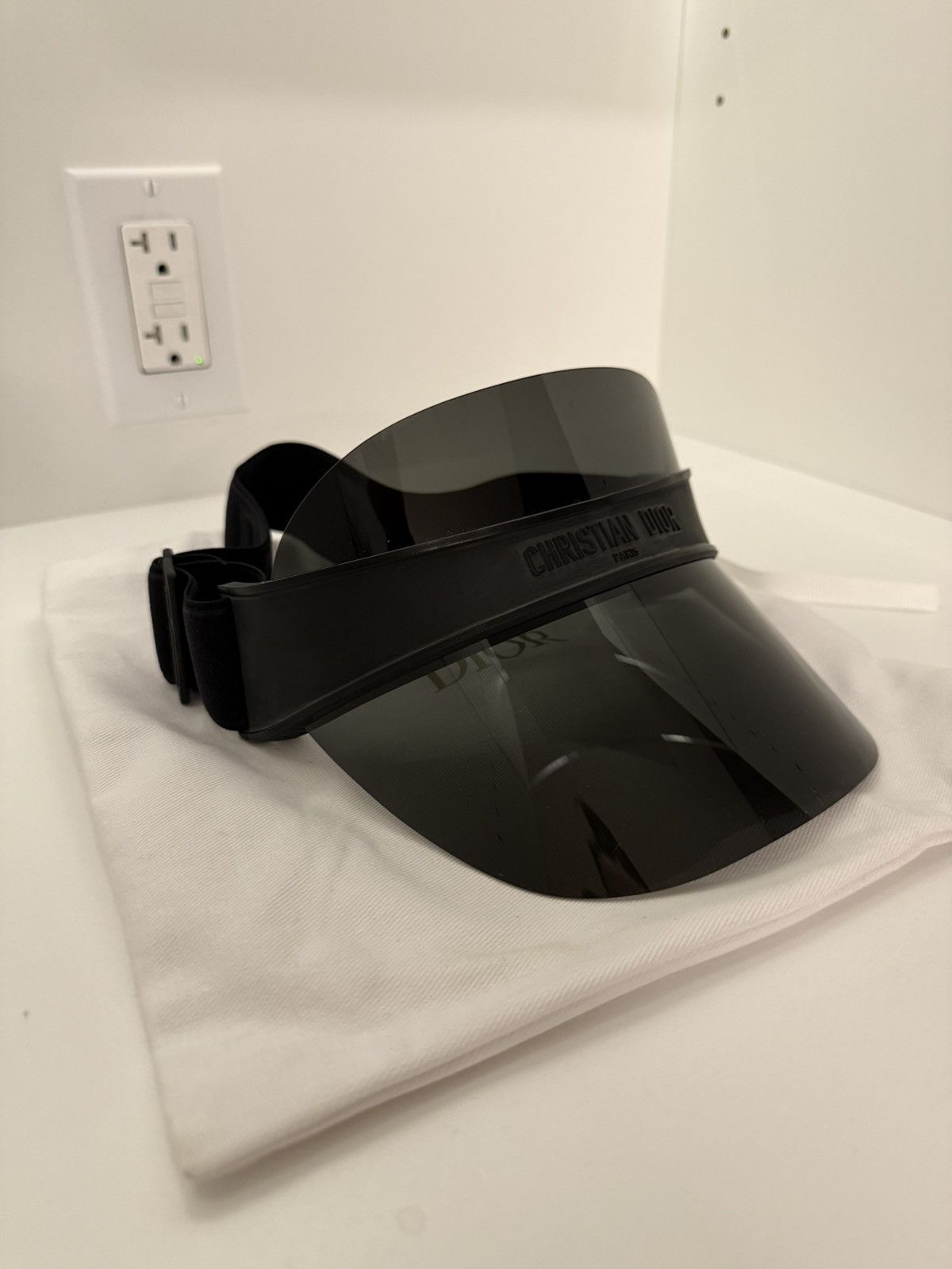 Dior DIOR DiorClub V1U Visor Sunglasses Size ONE SIZE - 2 Thumbnail