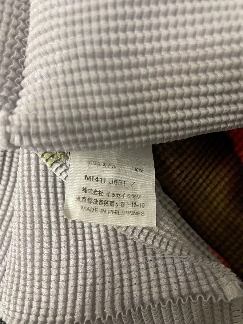 Issey Miyake Issey Miyake size:one size White Long Sleeve Top Size XXS / US 00 / IT 34 - 4 Thumbnail