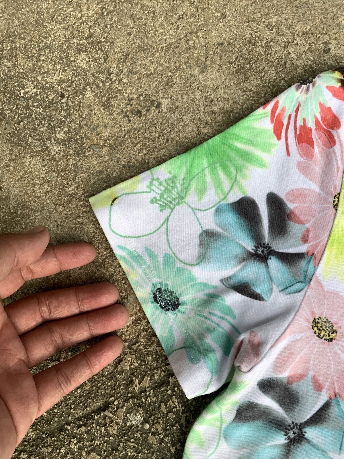 Designer × Nina Ricci Nina Ricci Italy Floral Elastane Tee Size M / US 6-8 / IT 42-44 - 4 Thumbnail