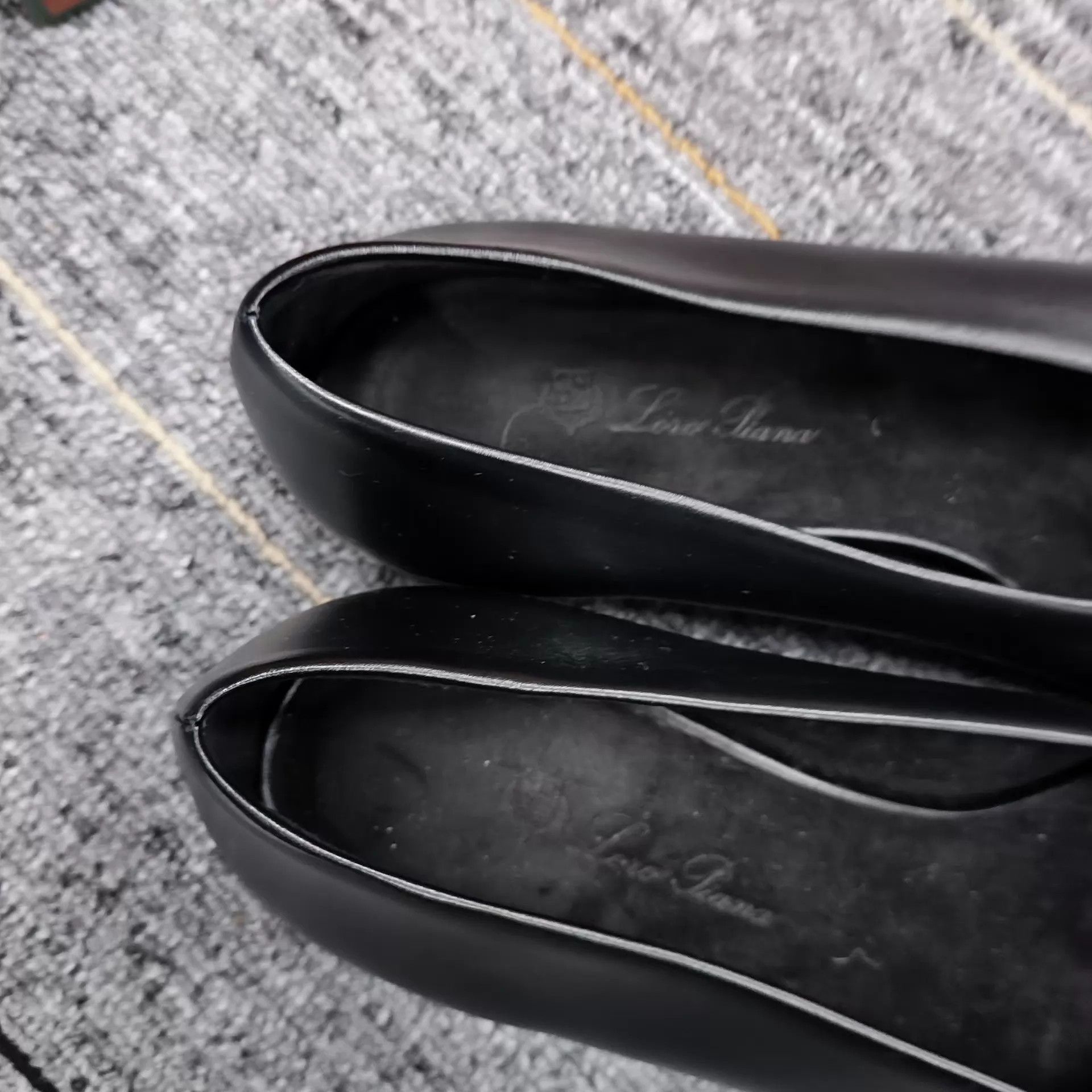 Loro Piana LP Lambskin Croc-Embossed Black Flats EU 36 Size US 5.5 / IT 35.5 - 6 Thumbnail
