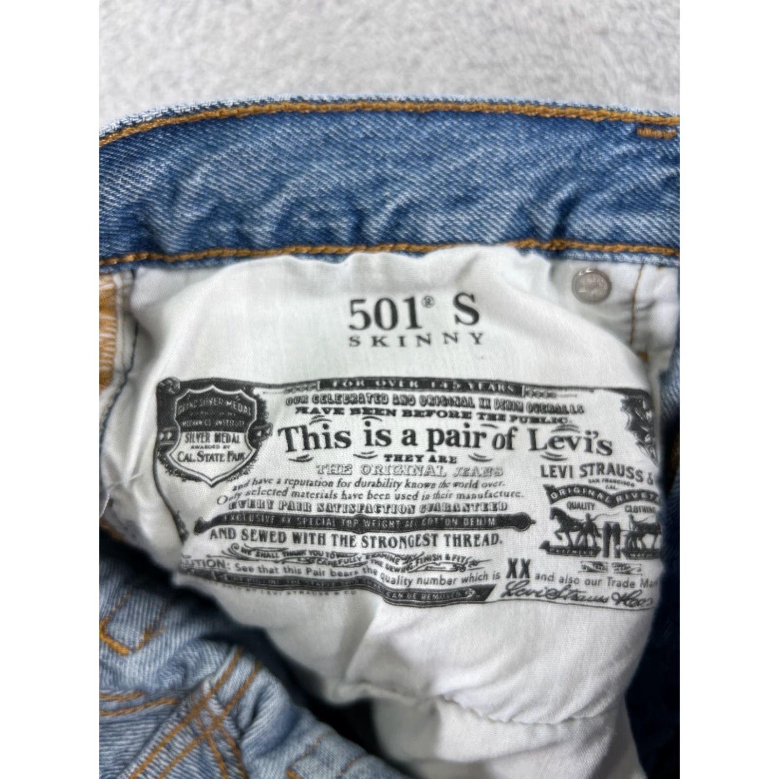 Levi's Levi's 501 Jeans Denim Blue 29x27 Skinny Regular Button Fly Distressed Vintage? No (not vintage) Size 29" - 6 Thumbnail