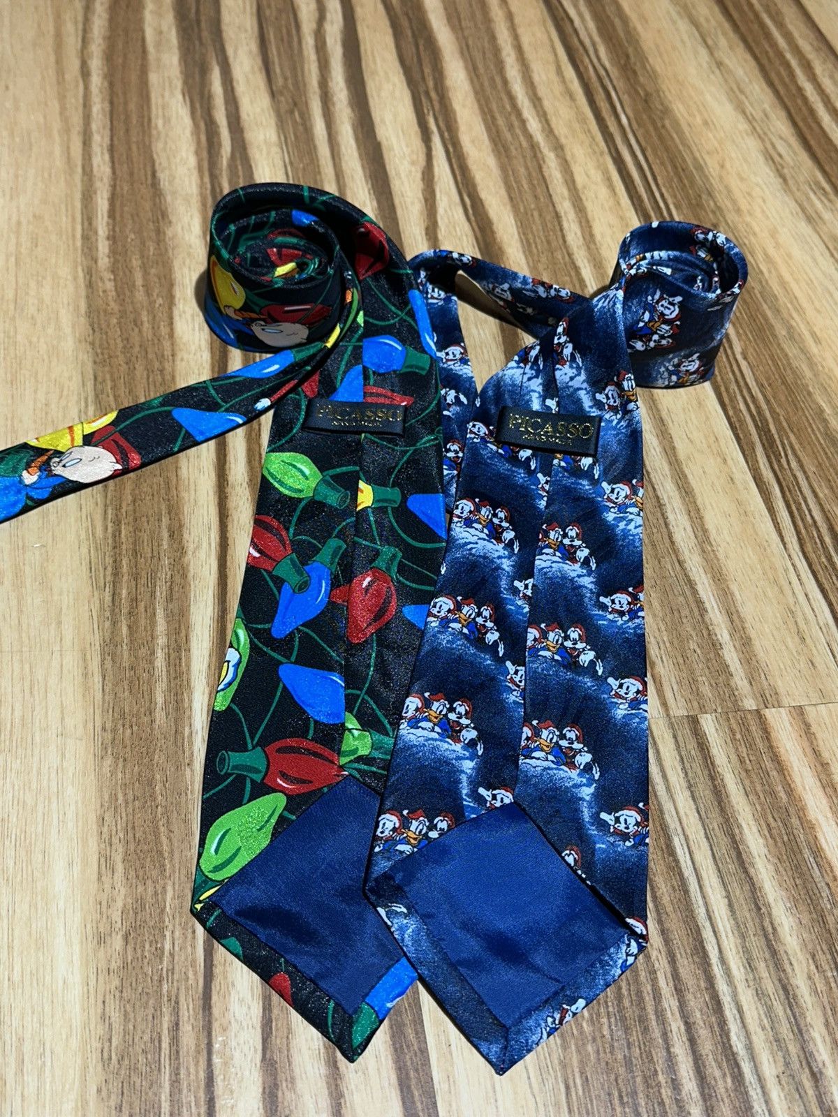 Other Christmas Looney Tunes Picasso Hand Made Ties Bundle Size ONE SIZE - 4 Thumbnail
