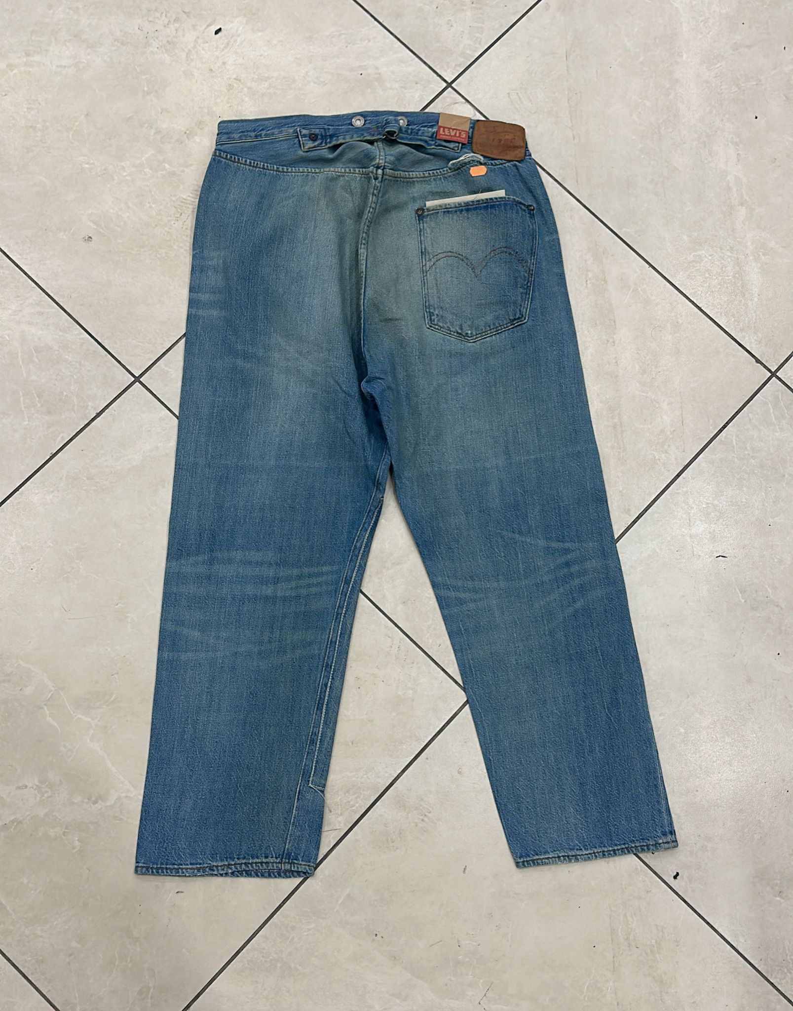 Levi's Vintage Clothing LVC Levi's Vintage Clothing 1890 501XX BigE Selvedge Jeans Size US 32 / EU 48 - 1 Thumbnail