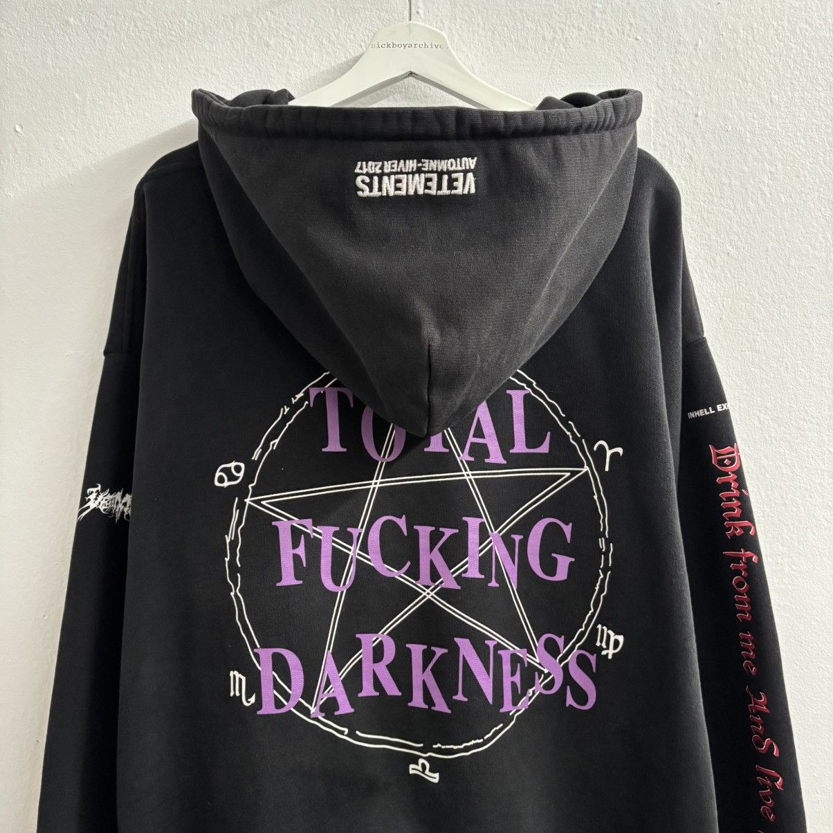 Vetements Vetements Total Fucking Darkness TFD AW2017 Hoodie Size US S / EU 44-46 / 1 - 3 Thumbnail