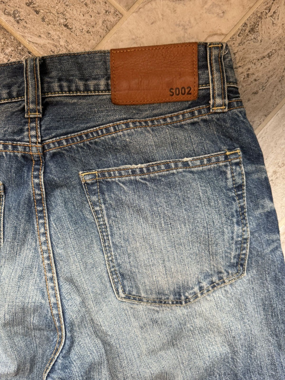Uniqlo straight leg uniqlo denim Size US 30 / EU 46 - 4 Thumbnail