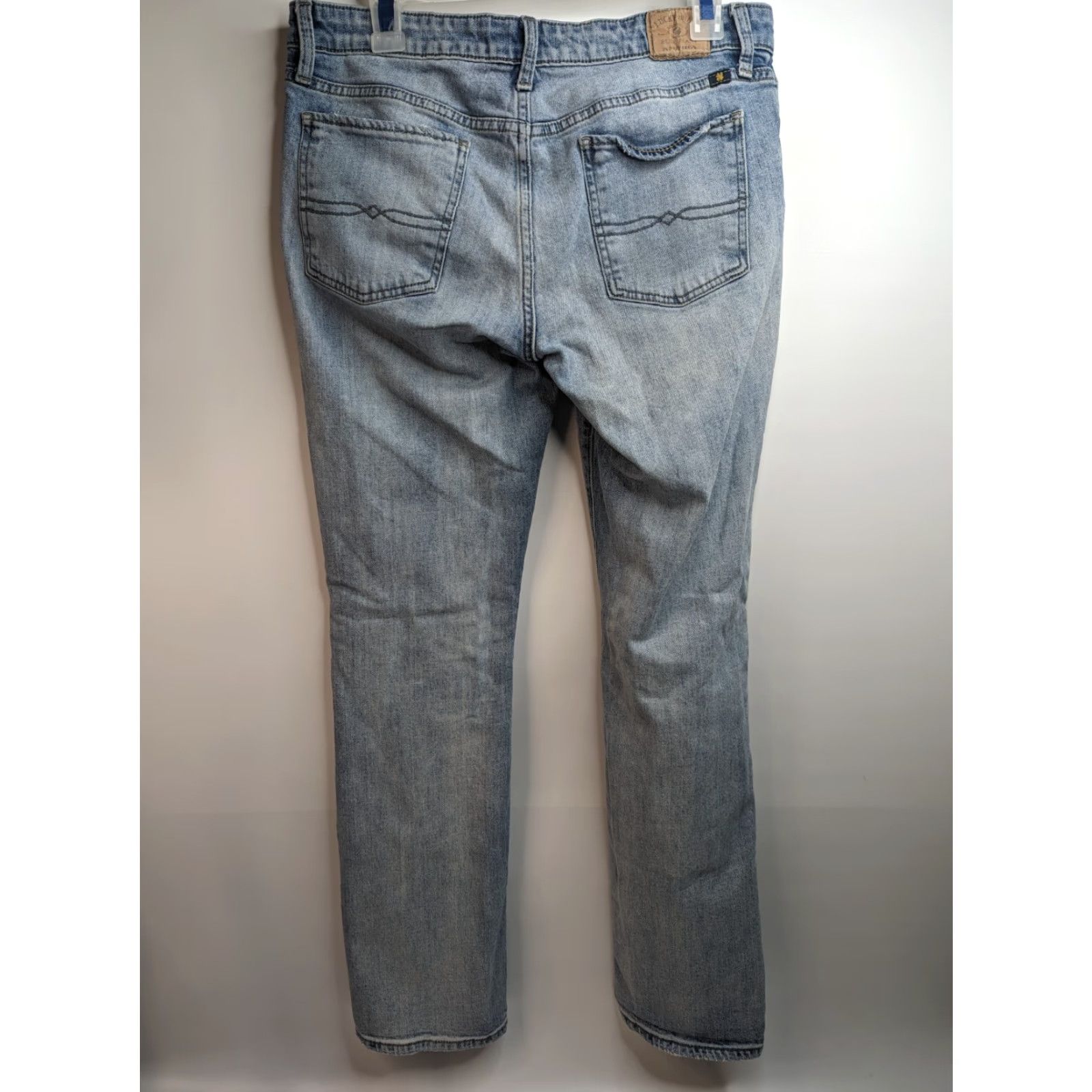 Lucky Brand Lucky Brand Jeans Women 10 Straight Blue Cotton Blend Medium Wash 31in Inseam 32in Waist 30in 7WD10581 Size 32" / US 10 / IT 46 - 6 Thumbnail