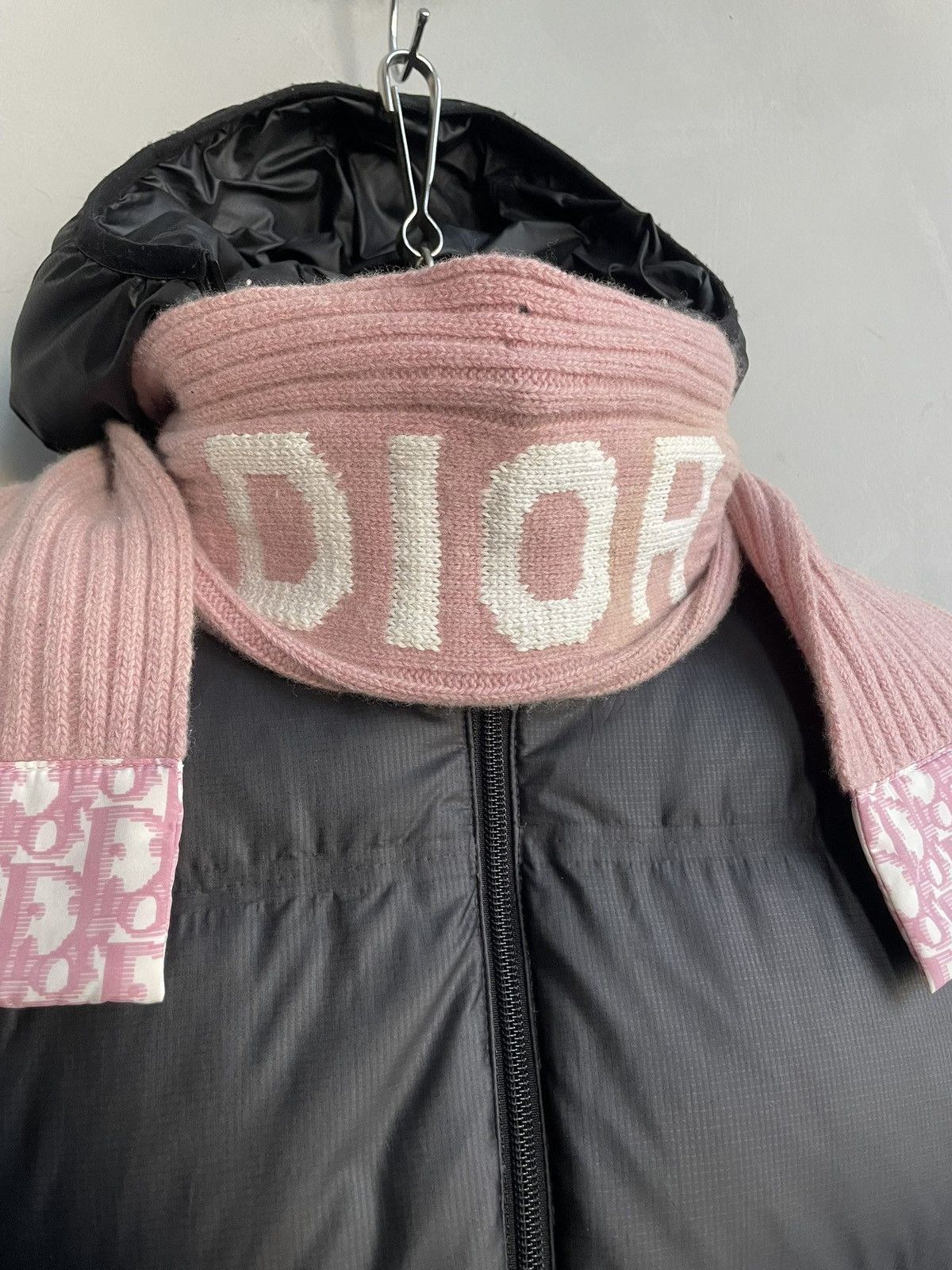Dior Pink Dior Scarf Bigo Logo Monogram Cashmere 138cm Size ONE SIZE - 8 Thumbnail